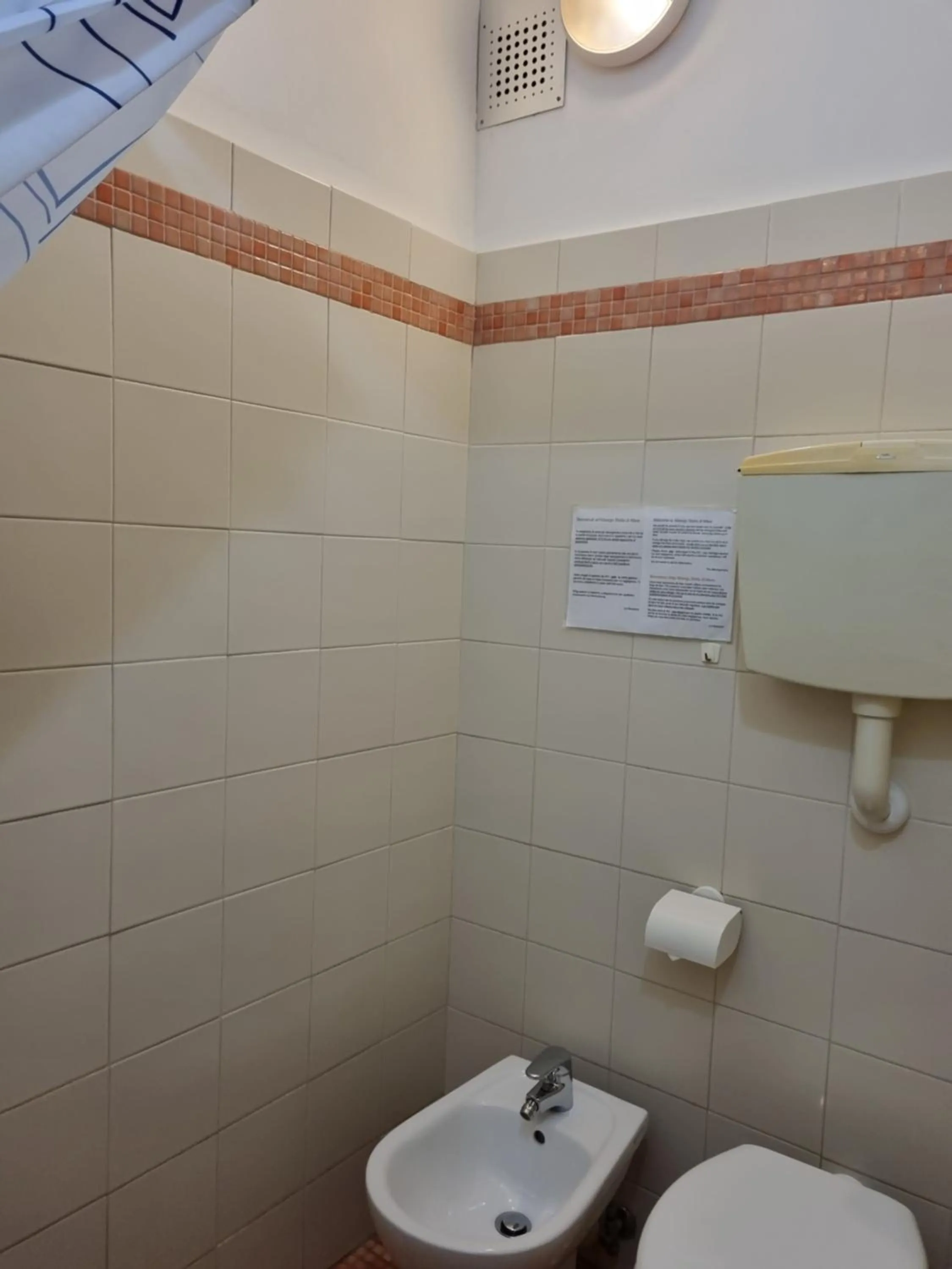 Bathroom in Albergo Stella Di Mare