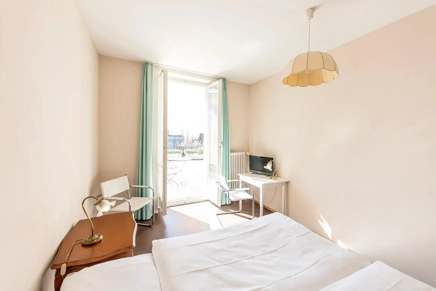 Photo of the whole room, Bed in Hotel Terrasse am See