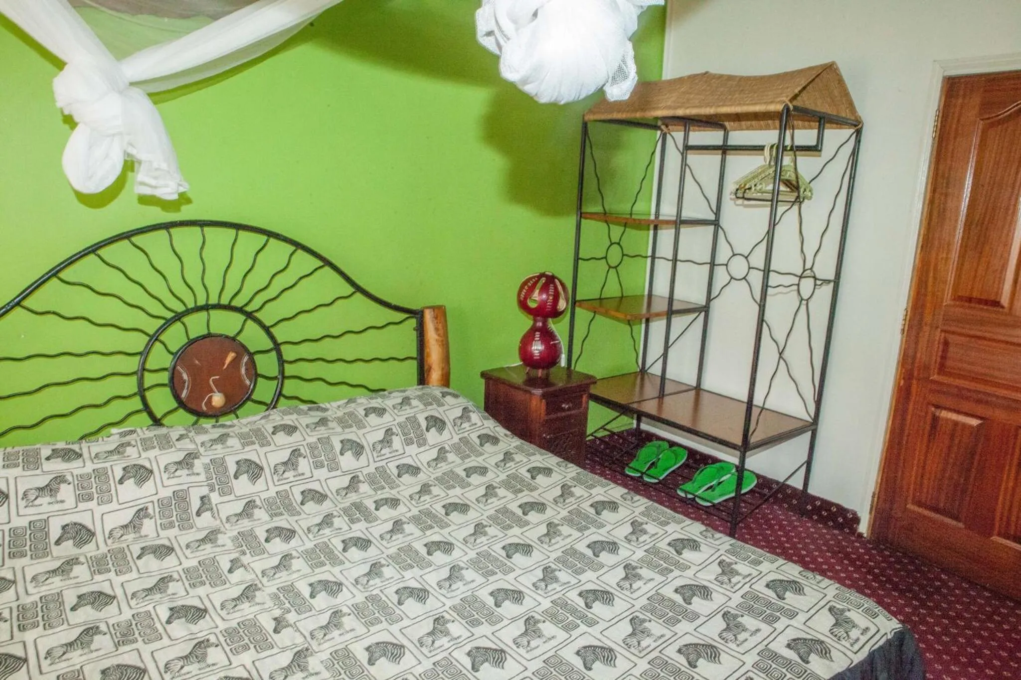 Photo of the whole room, Bed in Khweza Bed and Breakfast