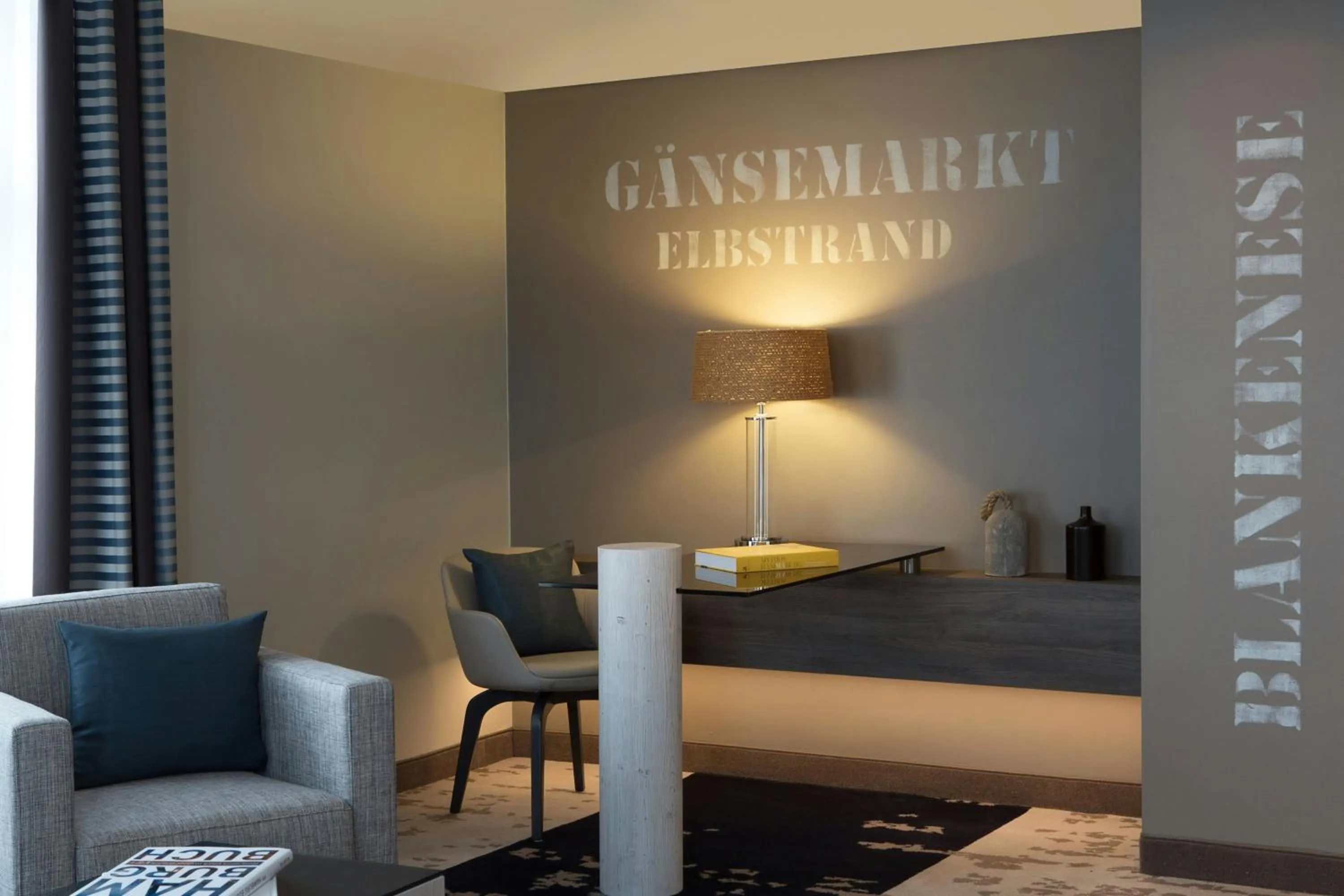 Photo of the whole room in Renaissance Hamburg Hotel