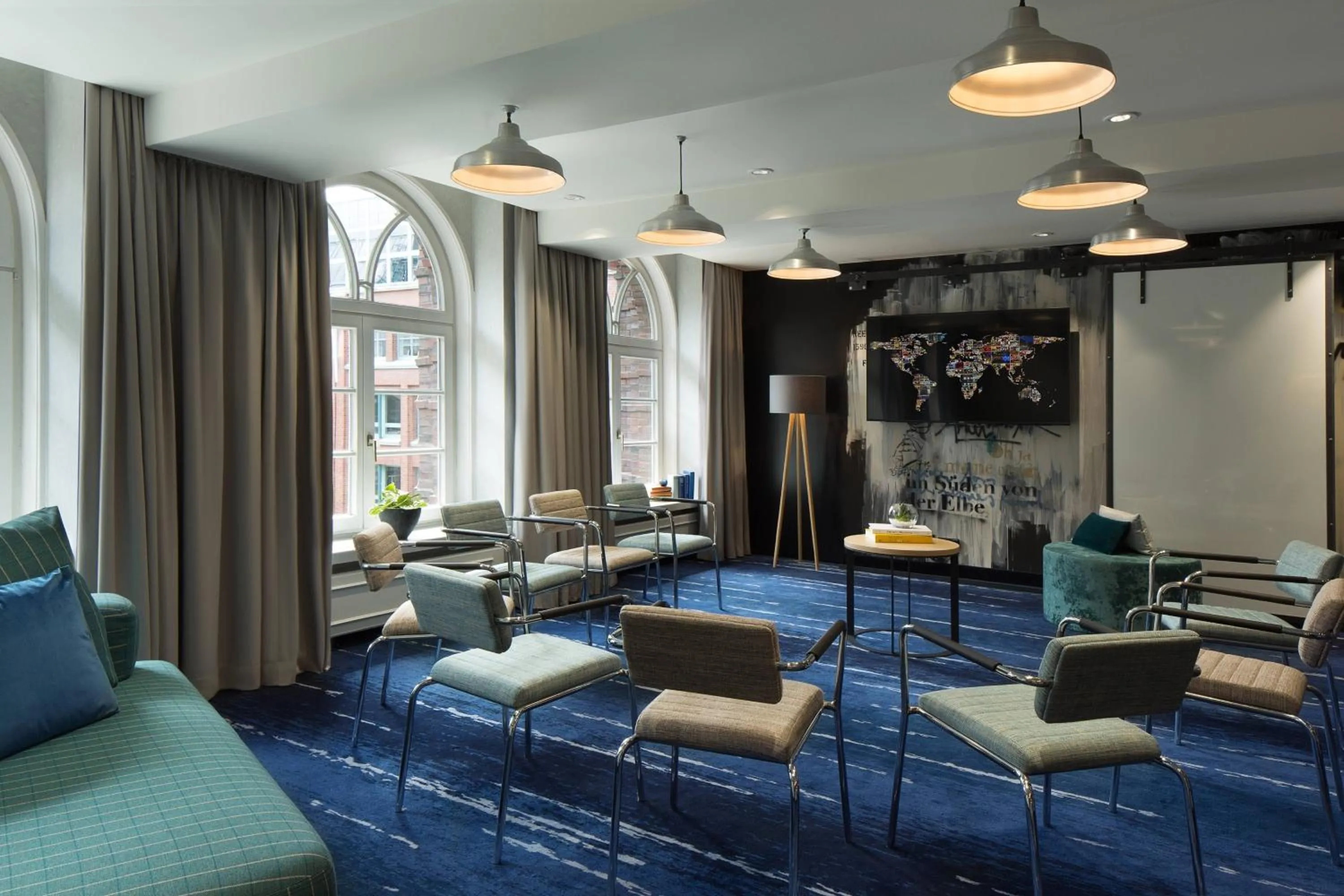 Meeting/conference room in Renaissance Hamburg Hotel