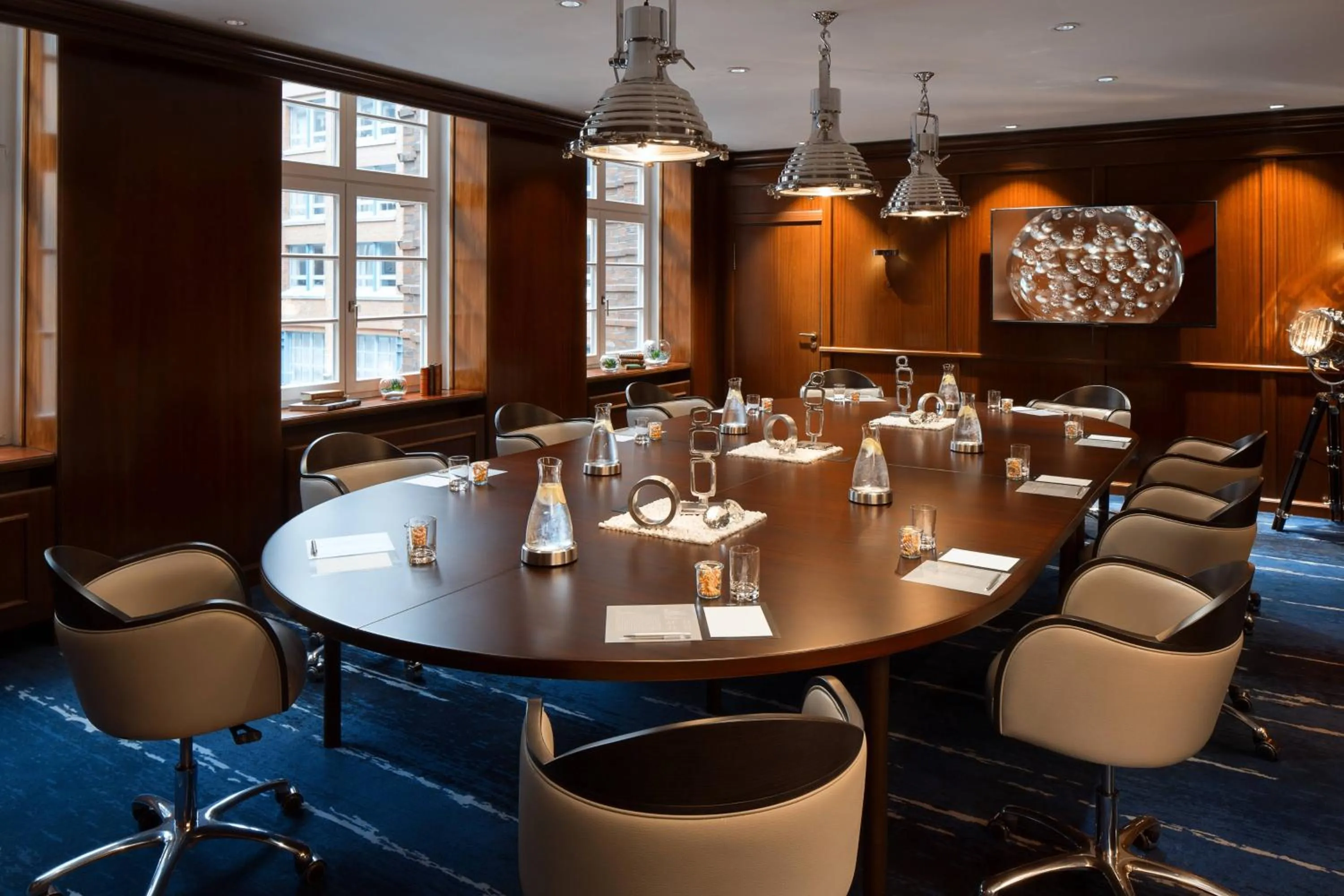 Meeting/conference room in Renaissance Hamburg Hotel