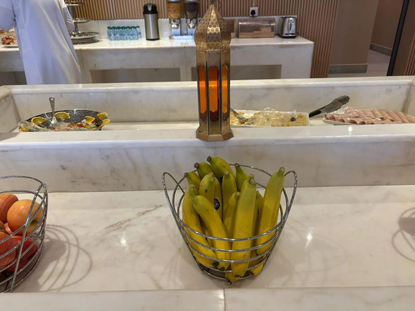 Restaurant/places to eat in Aram Hotel - AlMeshael Exit 18 فندق آرام - حي المشاعل مخرج 18