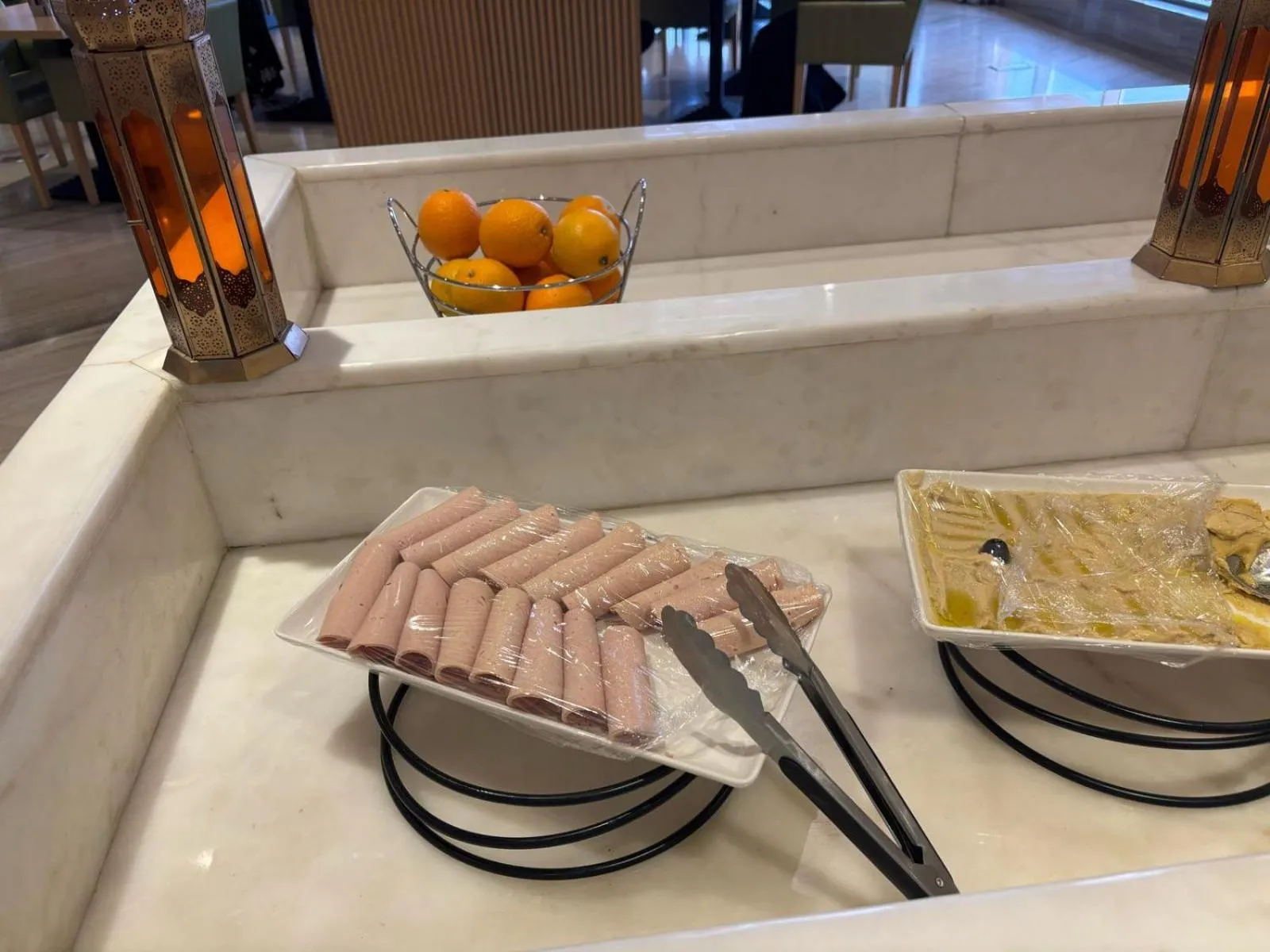 Property building in Aram Hotel - AlMeshael Exit 18 فندق آرام - حي المشاعل مخرج 18