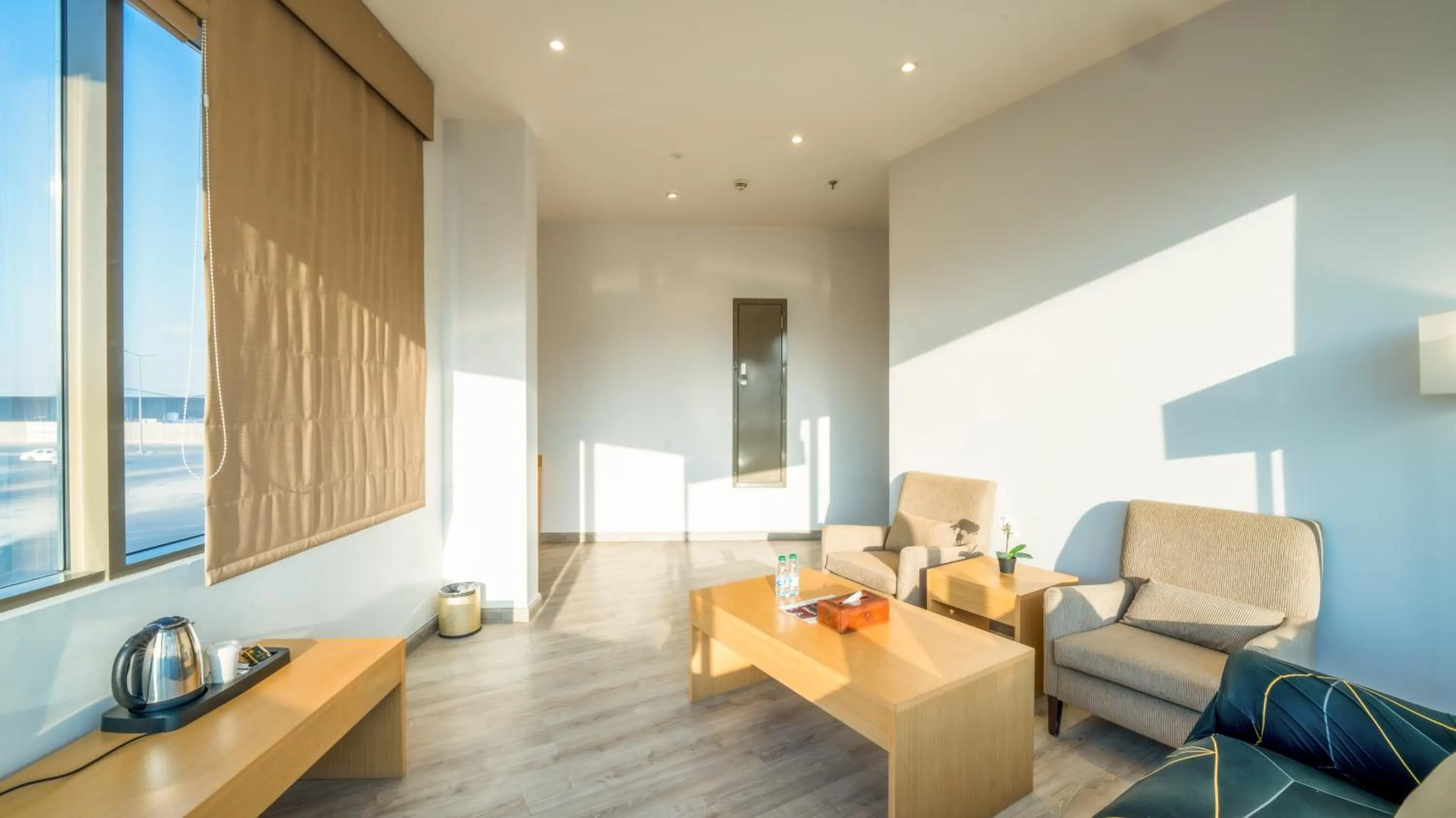 Seating area in Aram Hotel - AlMeshael Exit 18 فندق آرام - حي المشاعل مخرج 18