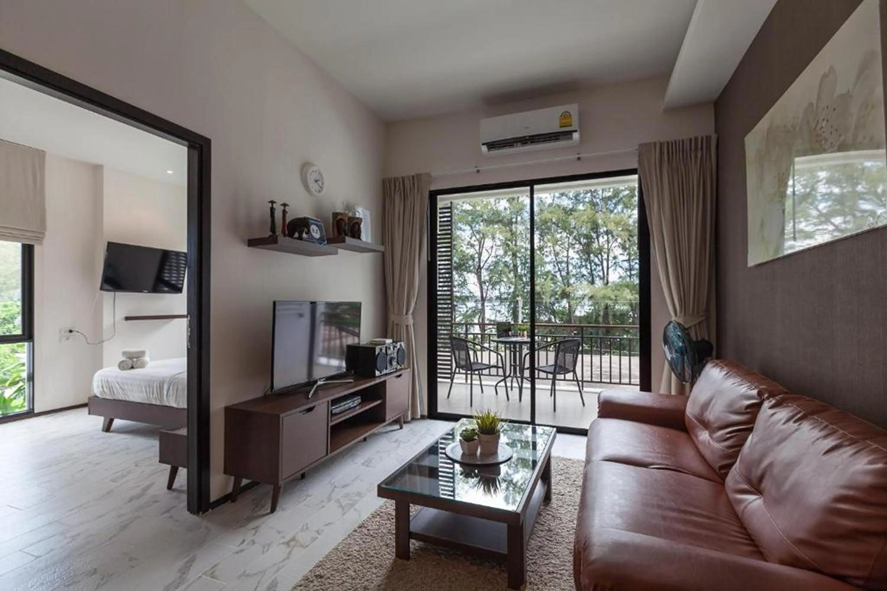 Living room in The Title Beach Front