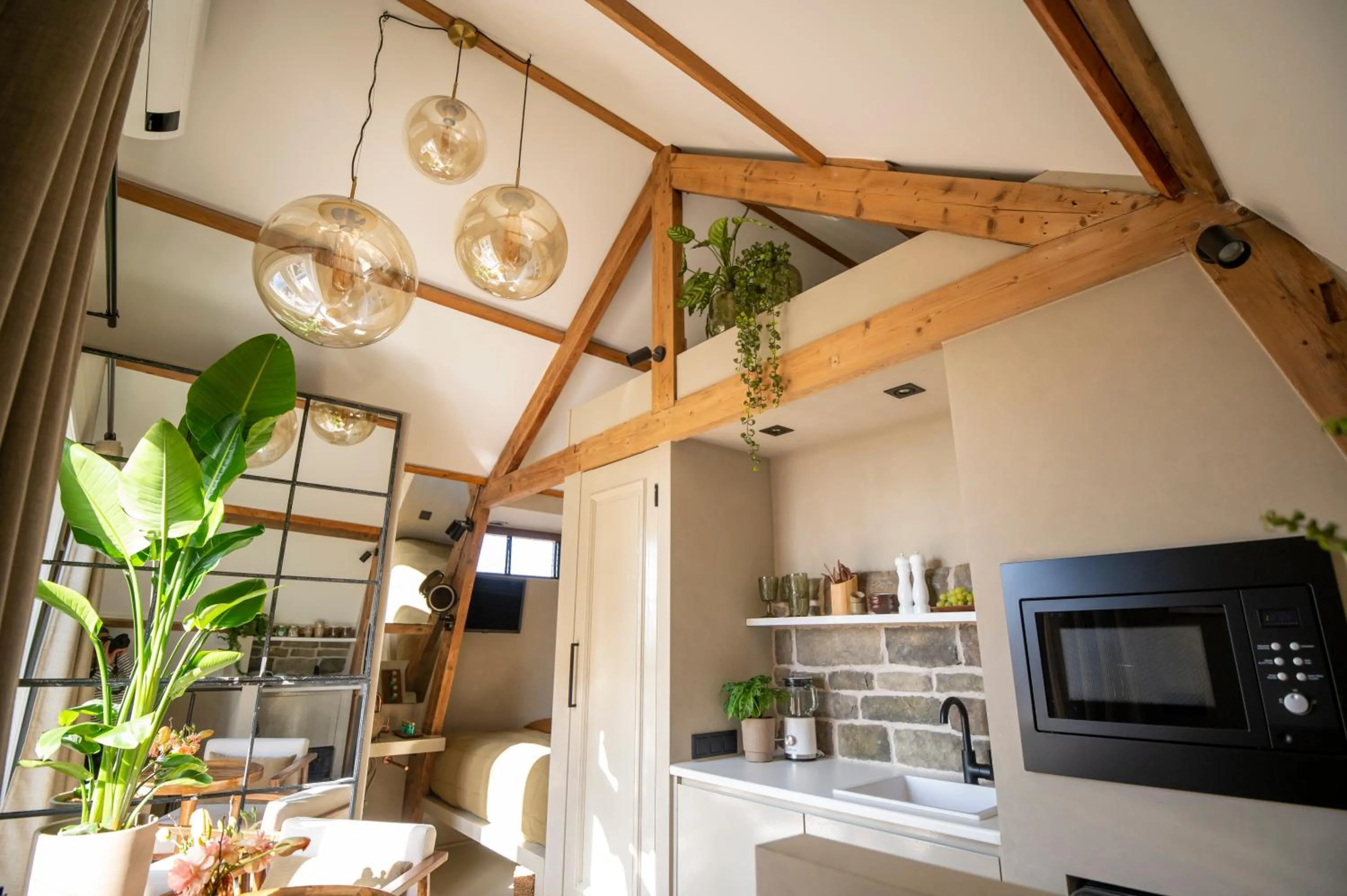 Coffee/tea facilities in LODGE & LOFT