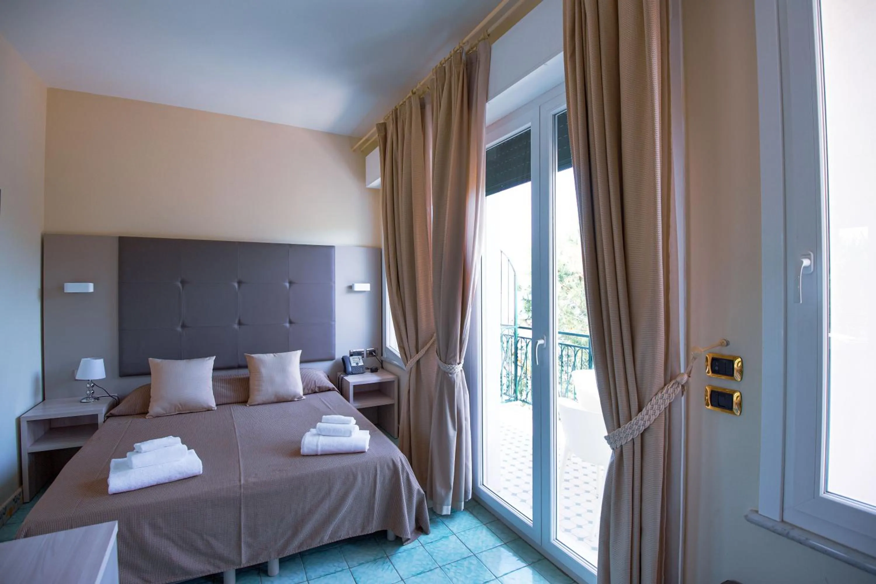 Bed in Villa degli Argentieri