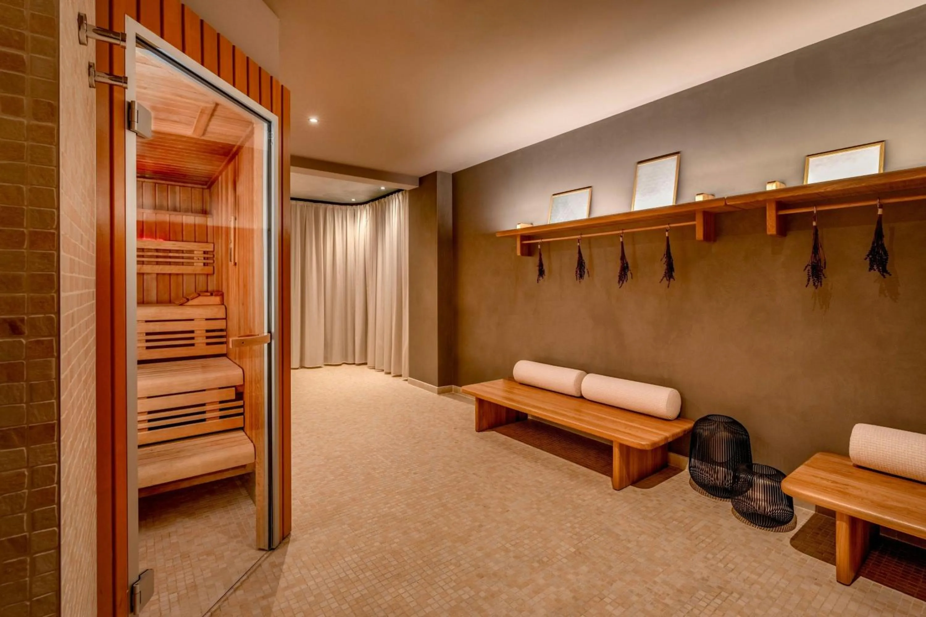 Area and facilities in Cologne Marriott Hotel