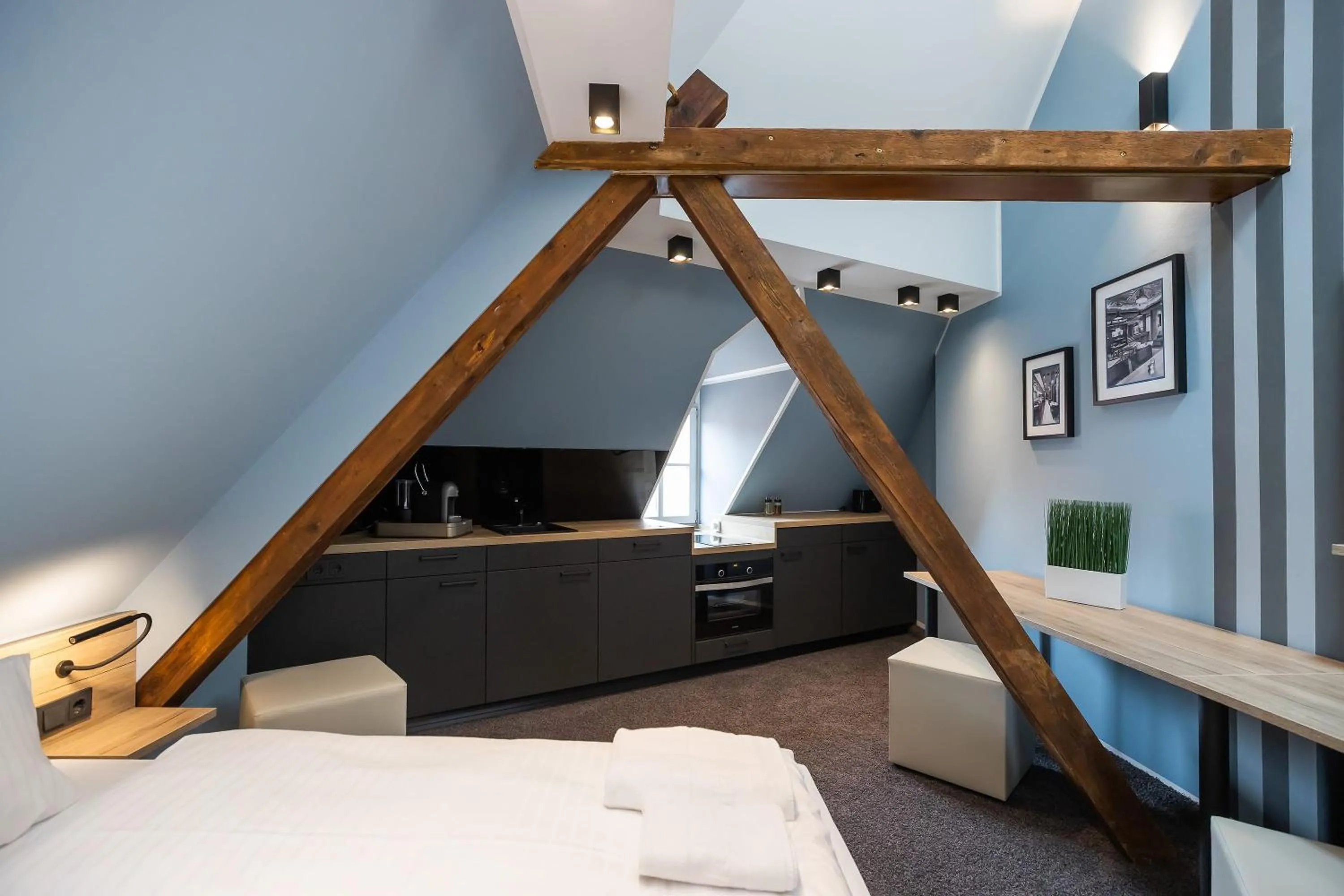 Bed in Oldtown Studios by dasPaul