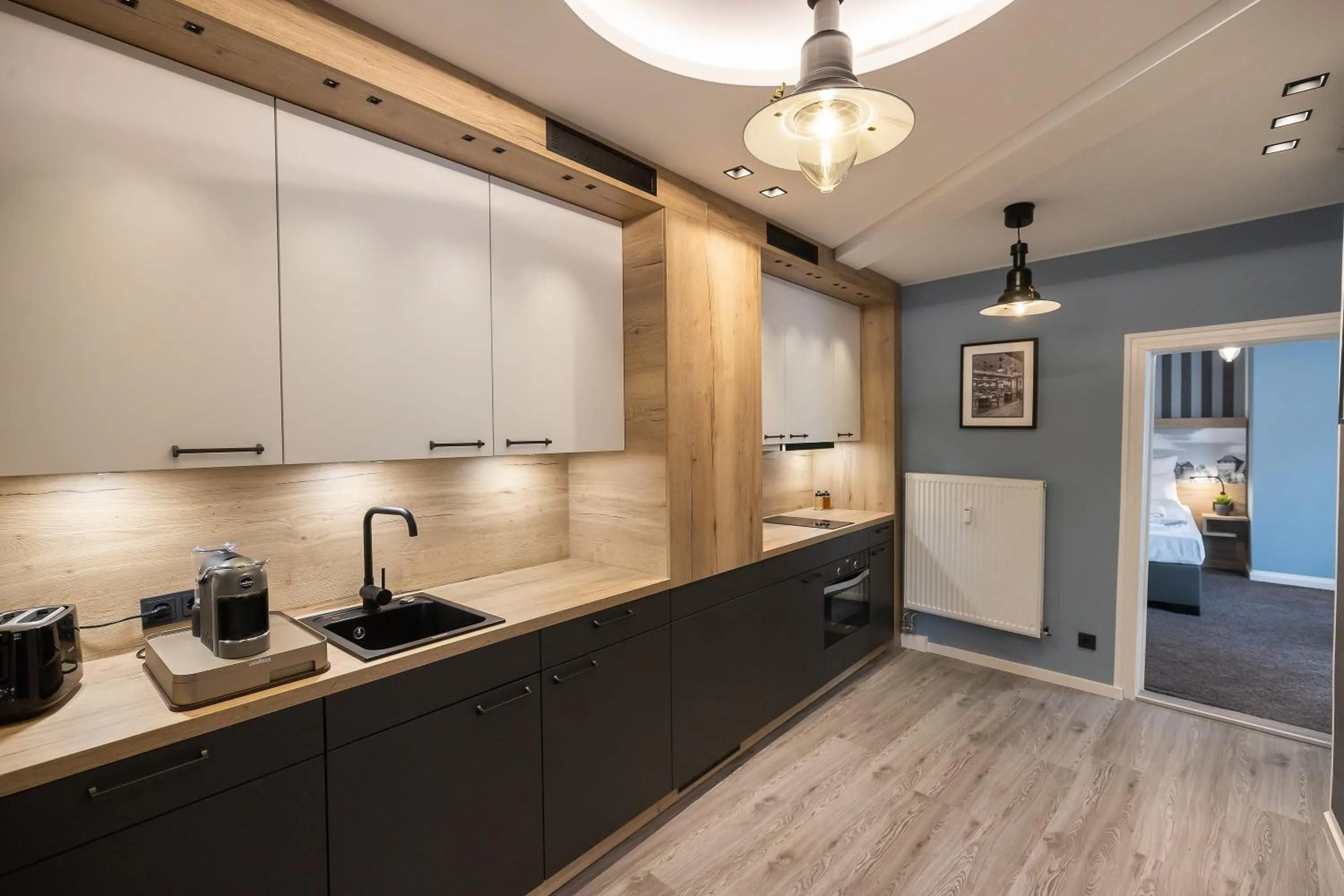 Kitchen or kitchenette in Oldtown Studios by dasPaul