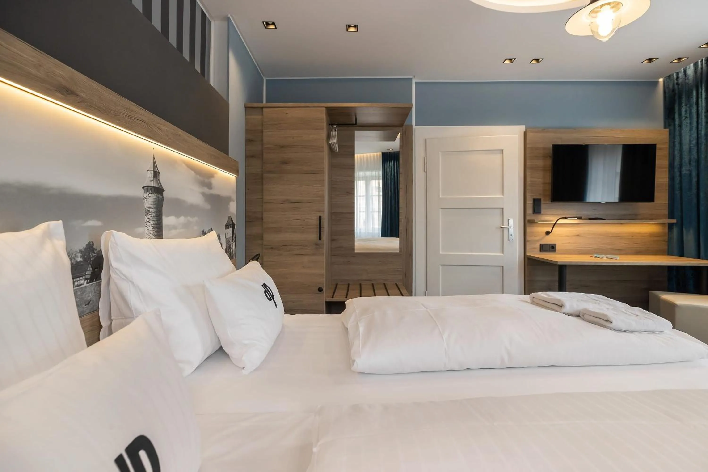 Bed in Oldtown Studios by dasPaul