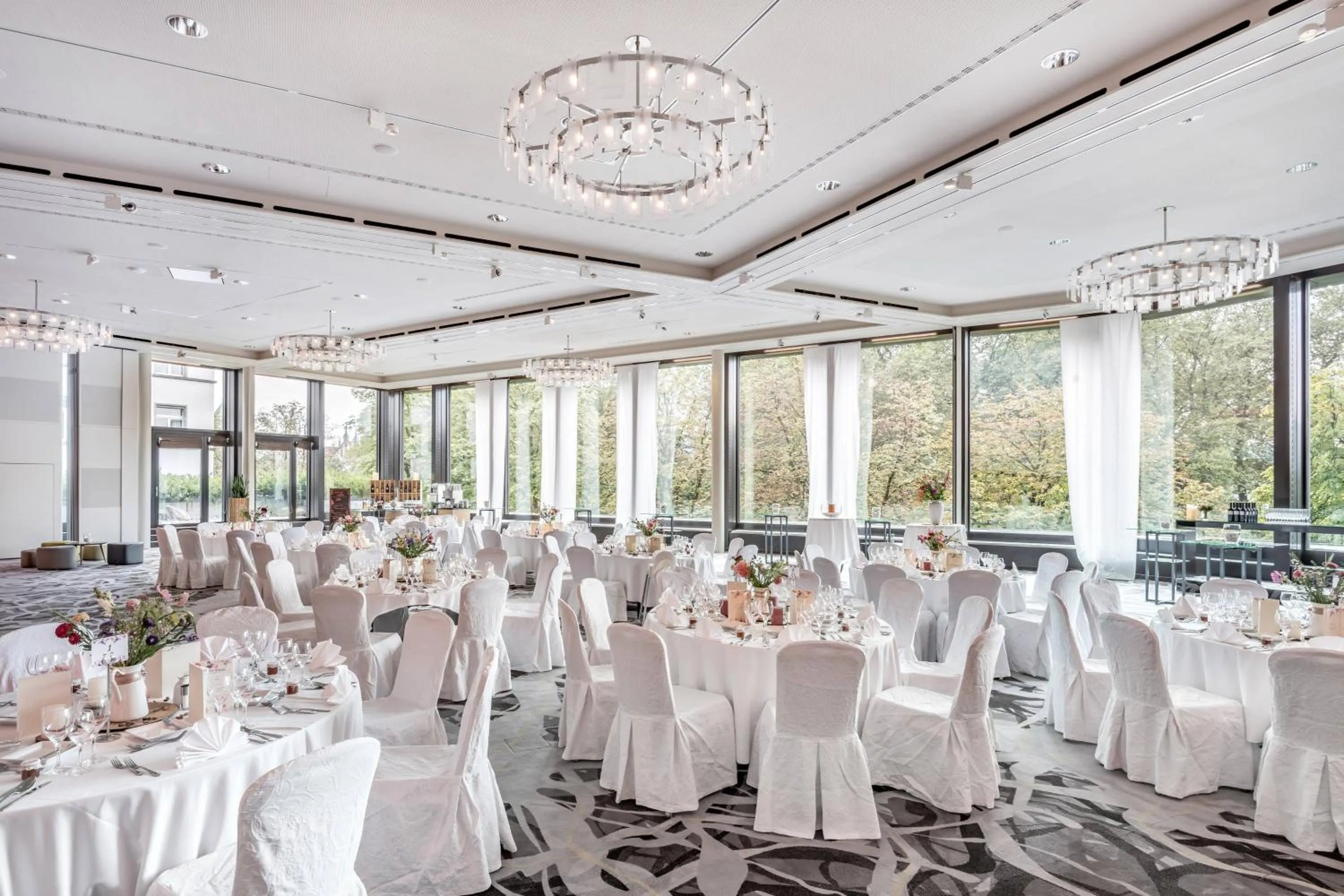 Lobby or reception in Zurich Marriott Hotel