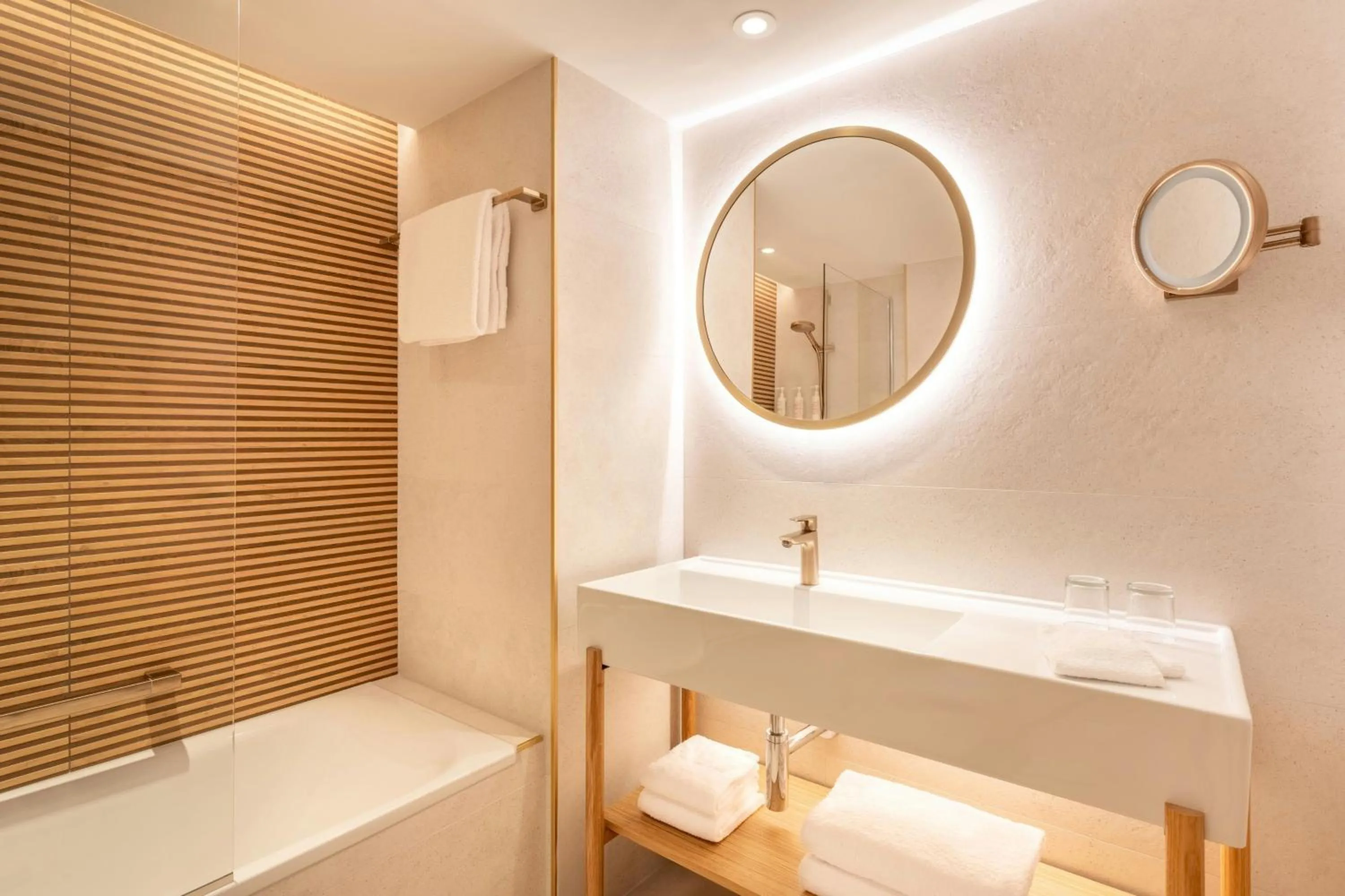 Bathroom in Zurich Marriott Hotel