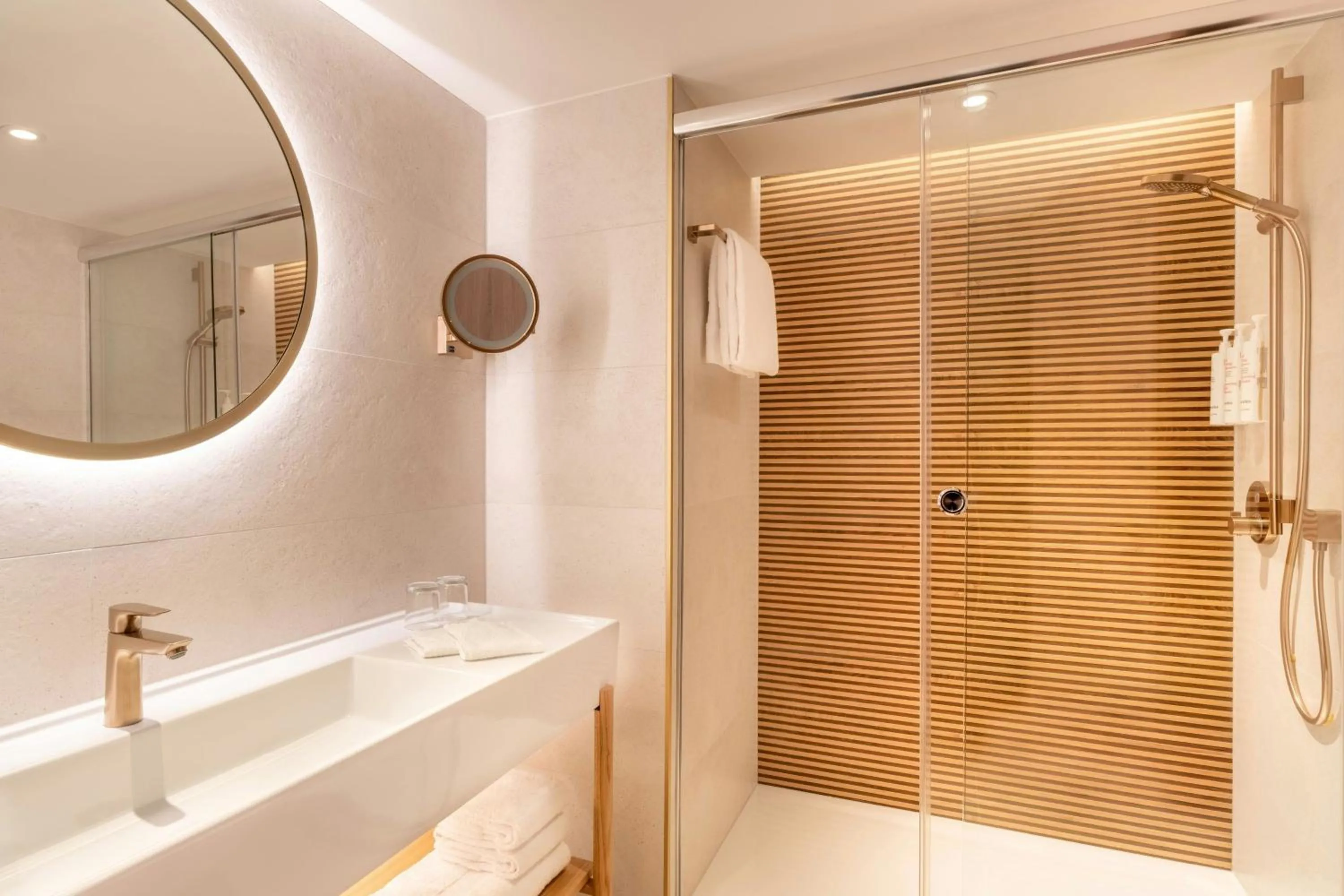 Bathroom in Zurich Marriott Hotel