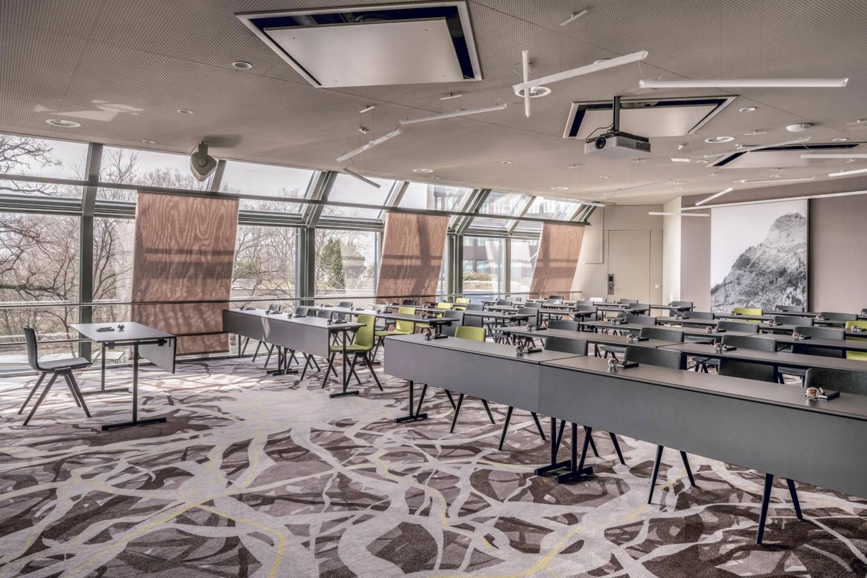 Meeting/conference room in Zurich Marriott Hotel