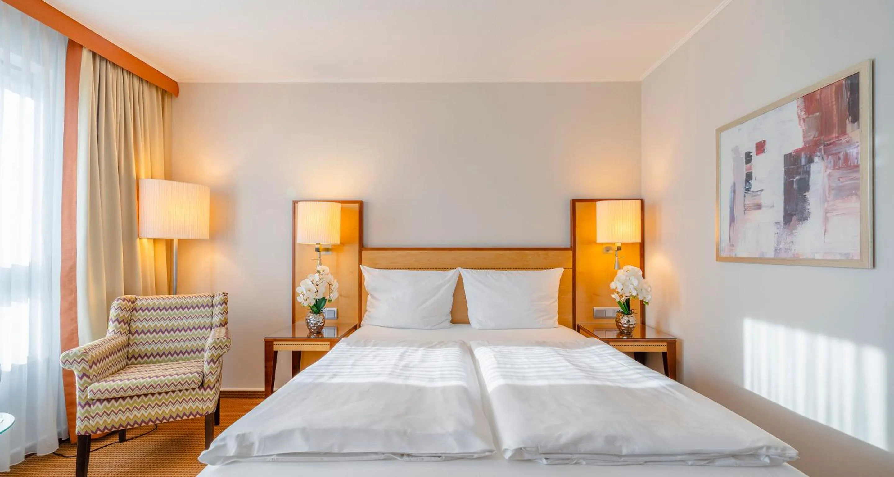 Bed in The Q - Quadro City Hotel