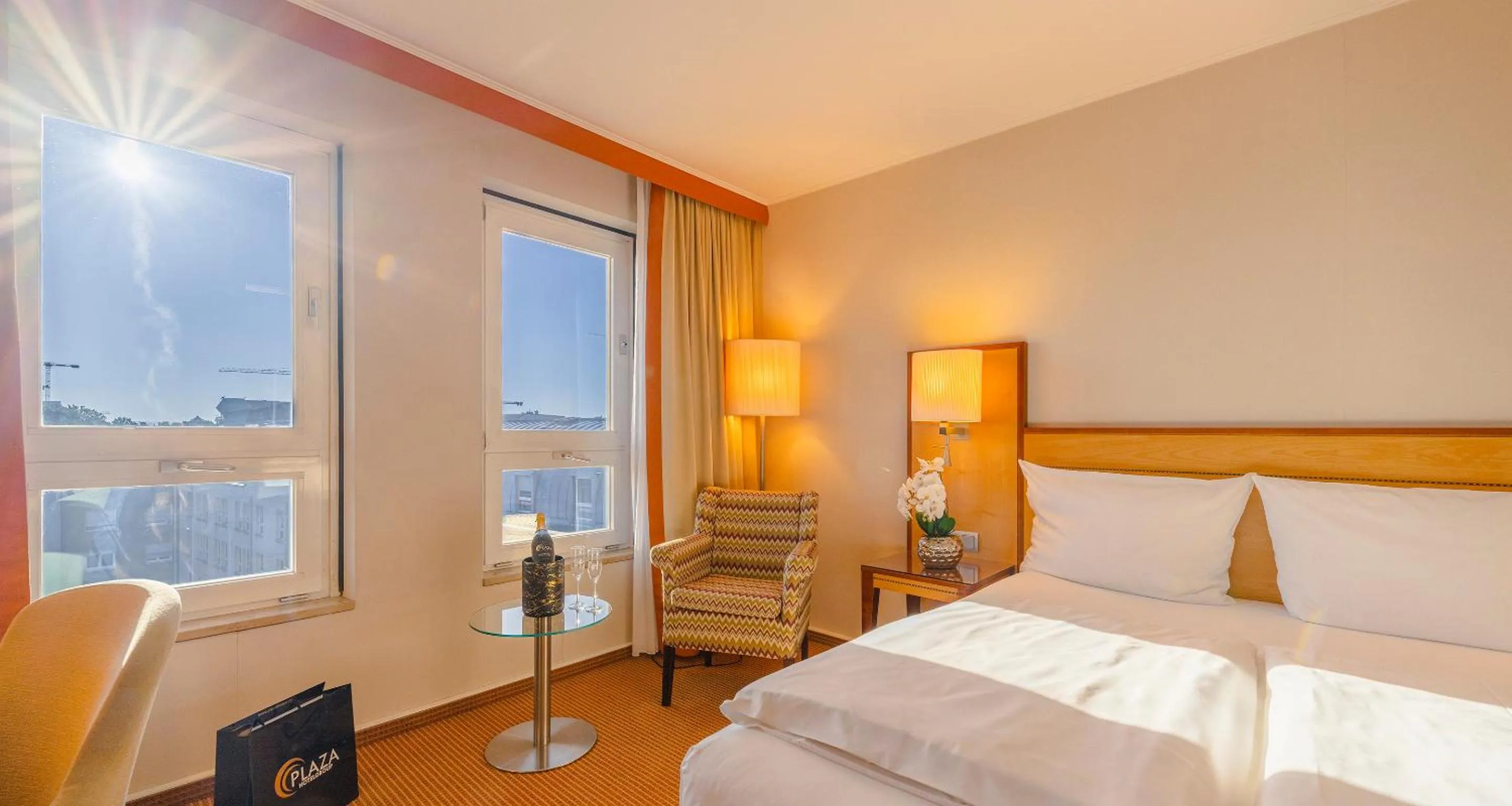 View (from property/room), Bed in The Q - Quadro City Hotel