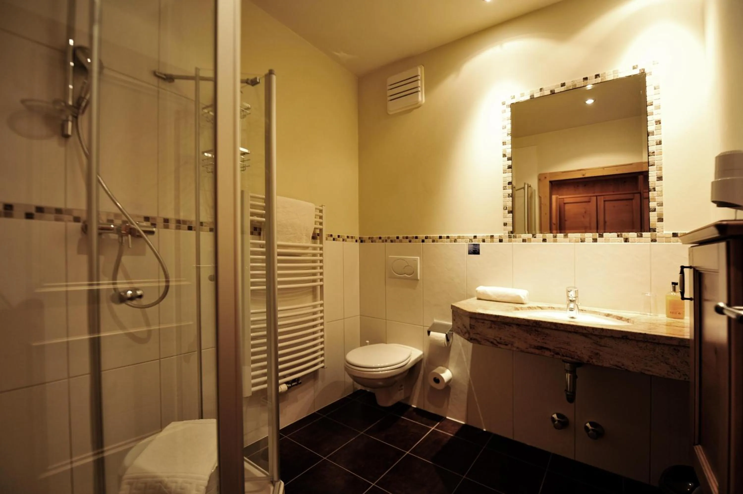 Shower in Fischerwirt am See