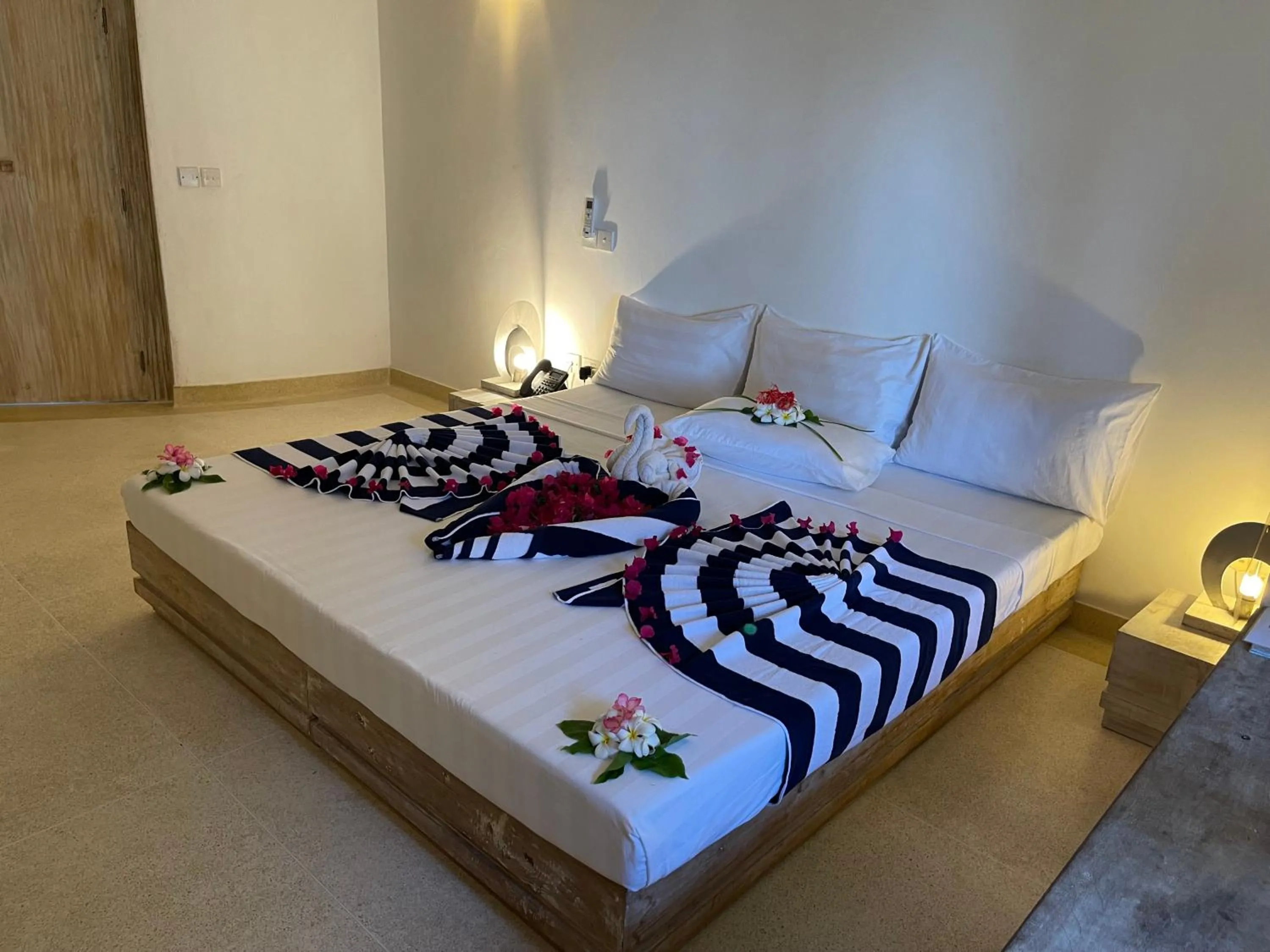 Bed in Mawe Zuri Resort