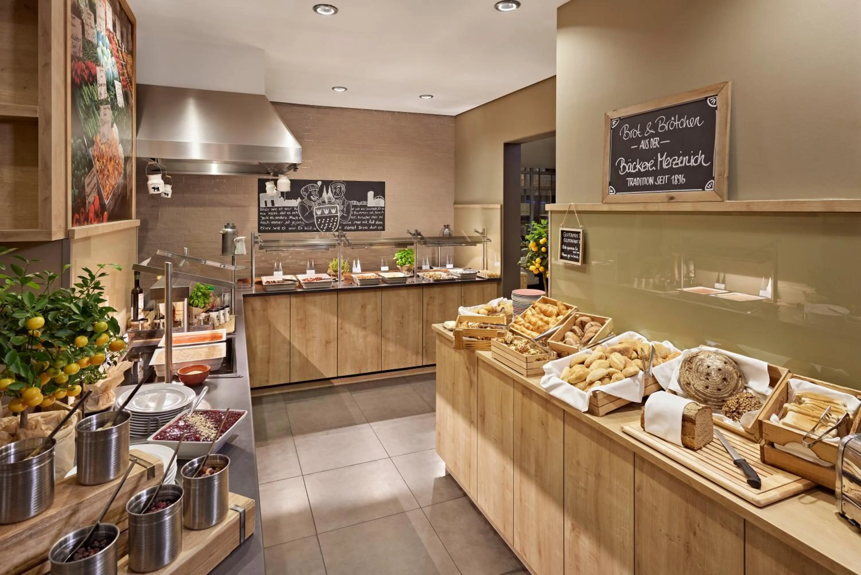 Breakfast in Lindner Hotel Cologne City Plaza, part of JdV by Hyatt