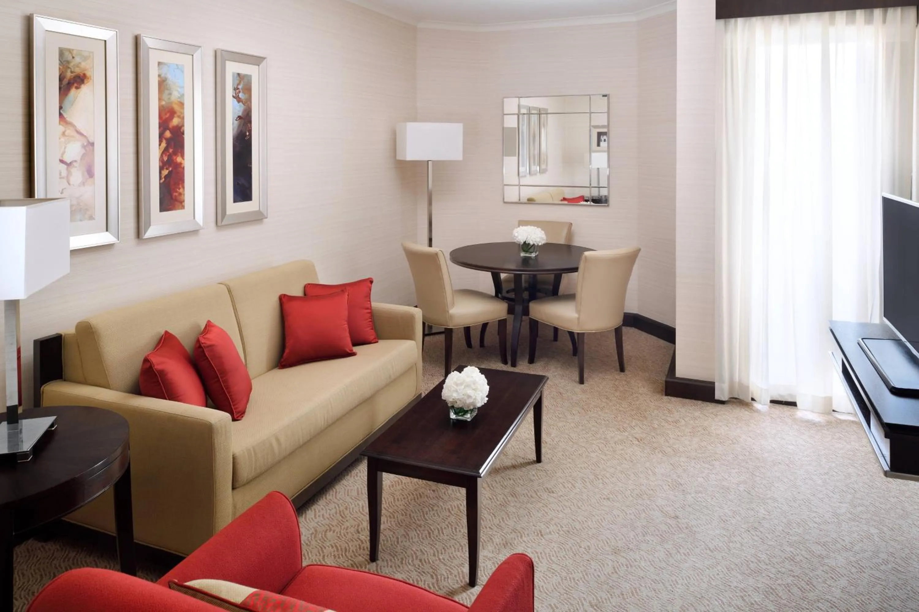 Living room in Riyadh Marriott Hotel