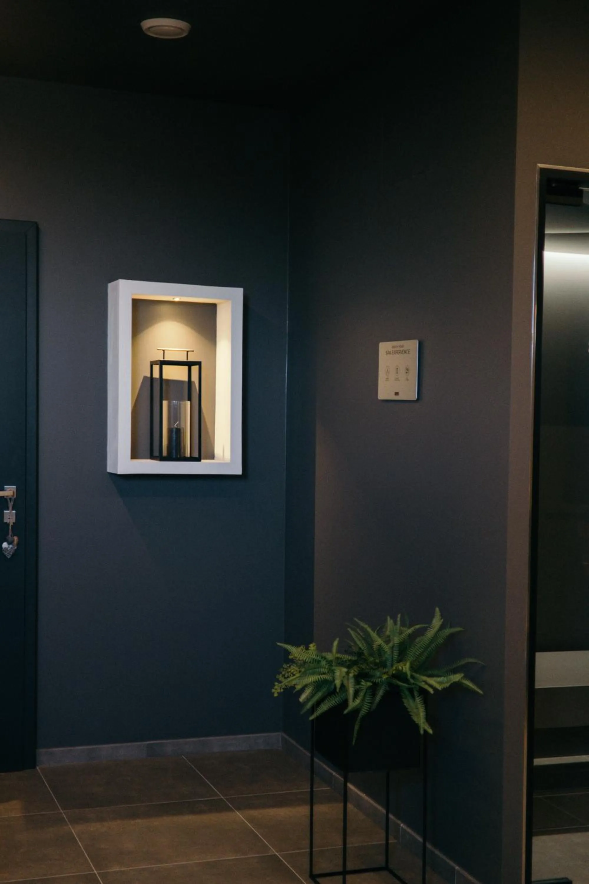 Decorative detail in Amiata Suite