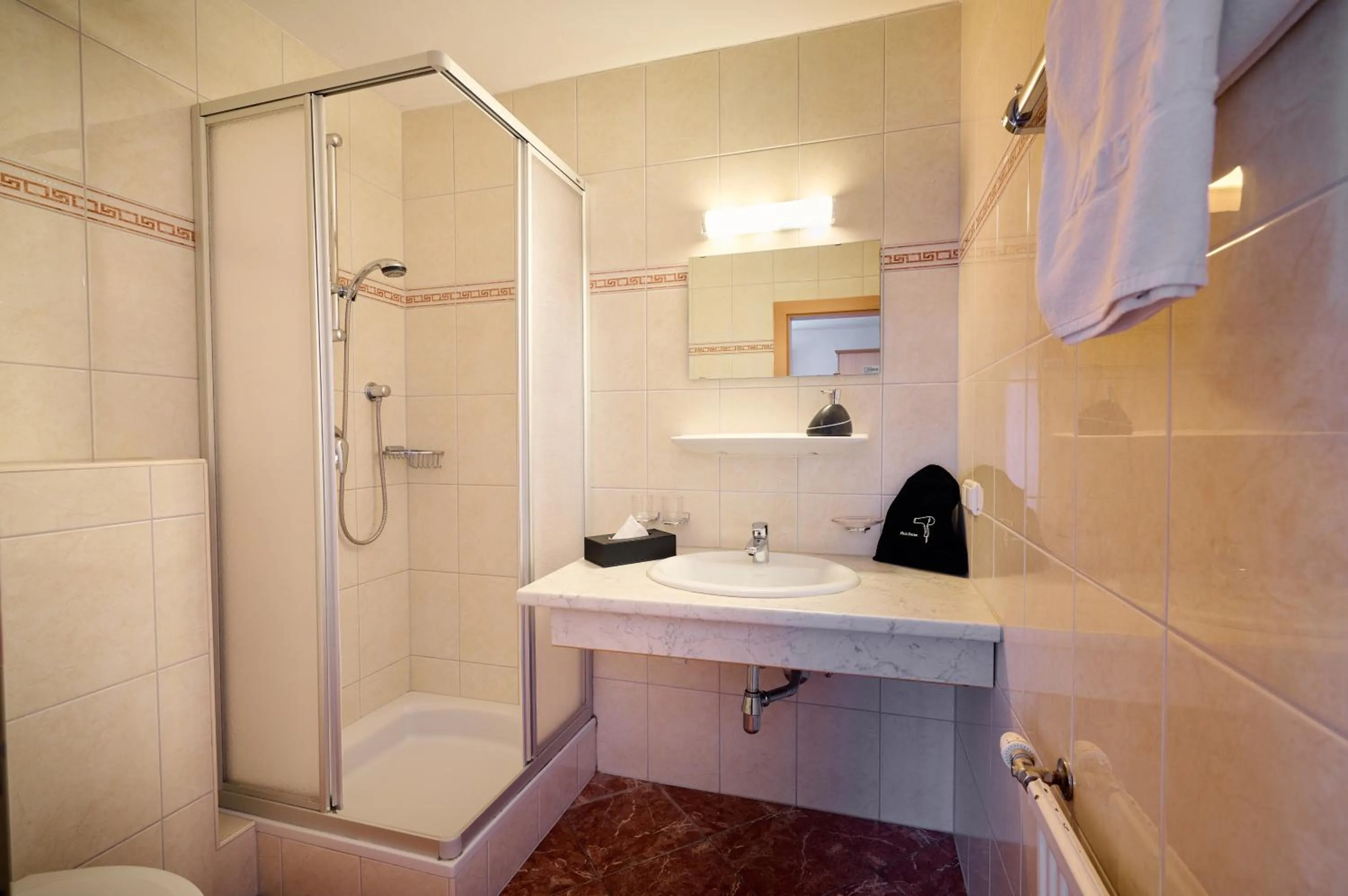 Bathroom in Alpendorf Hotel Stern