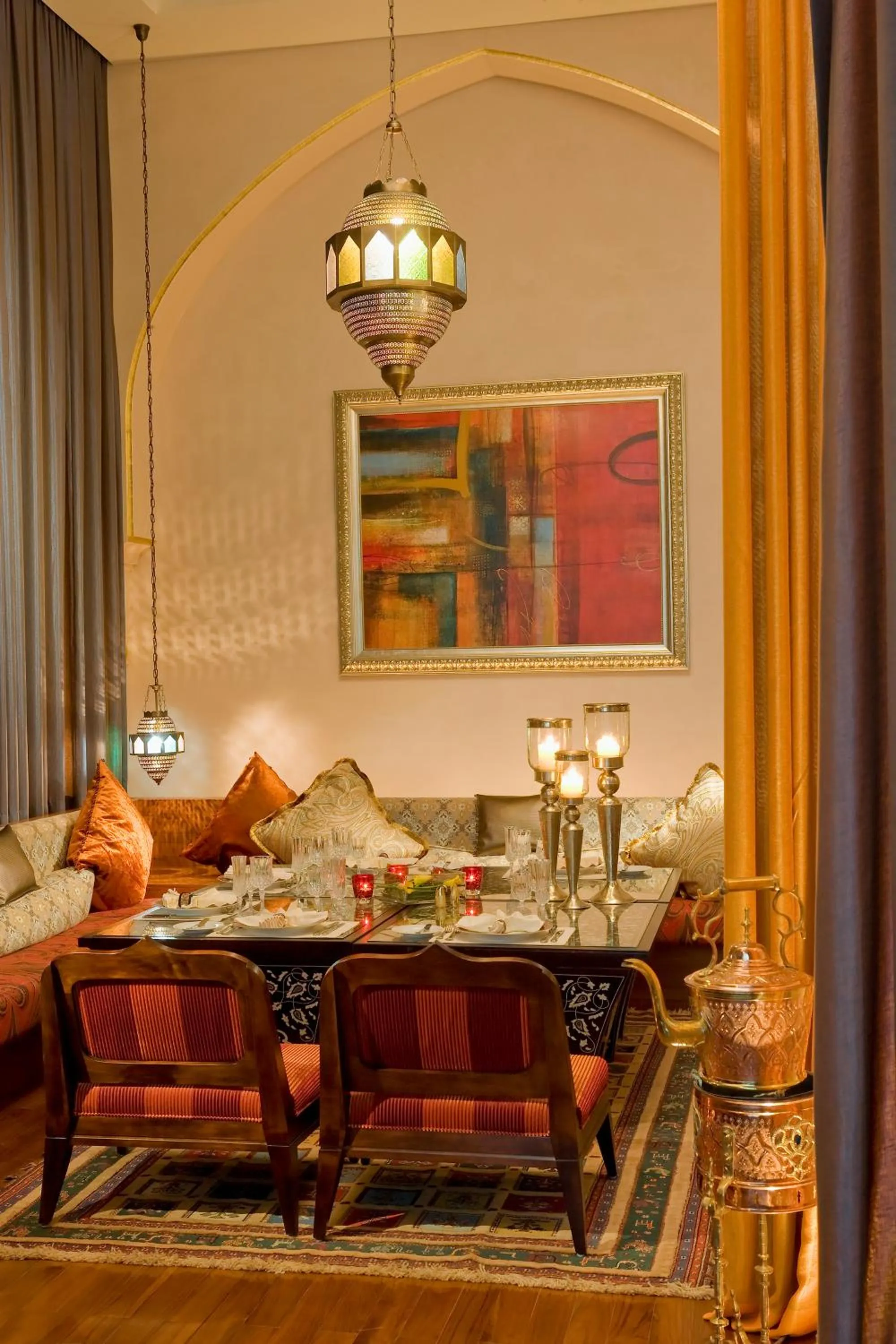 Restaurant/places to eat in Palace Downtown