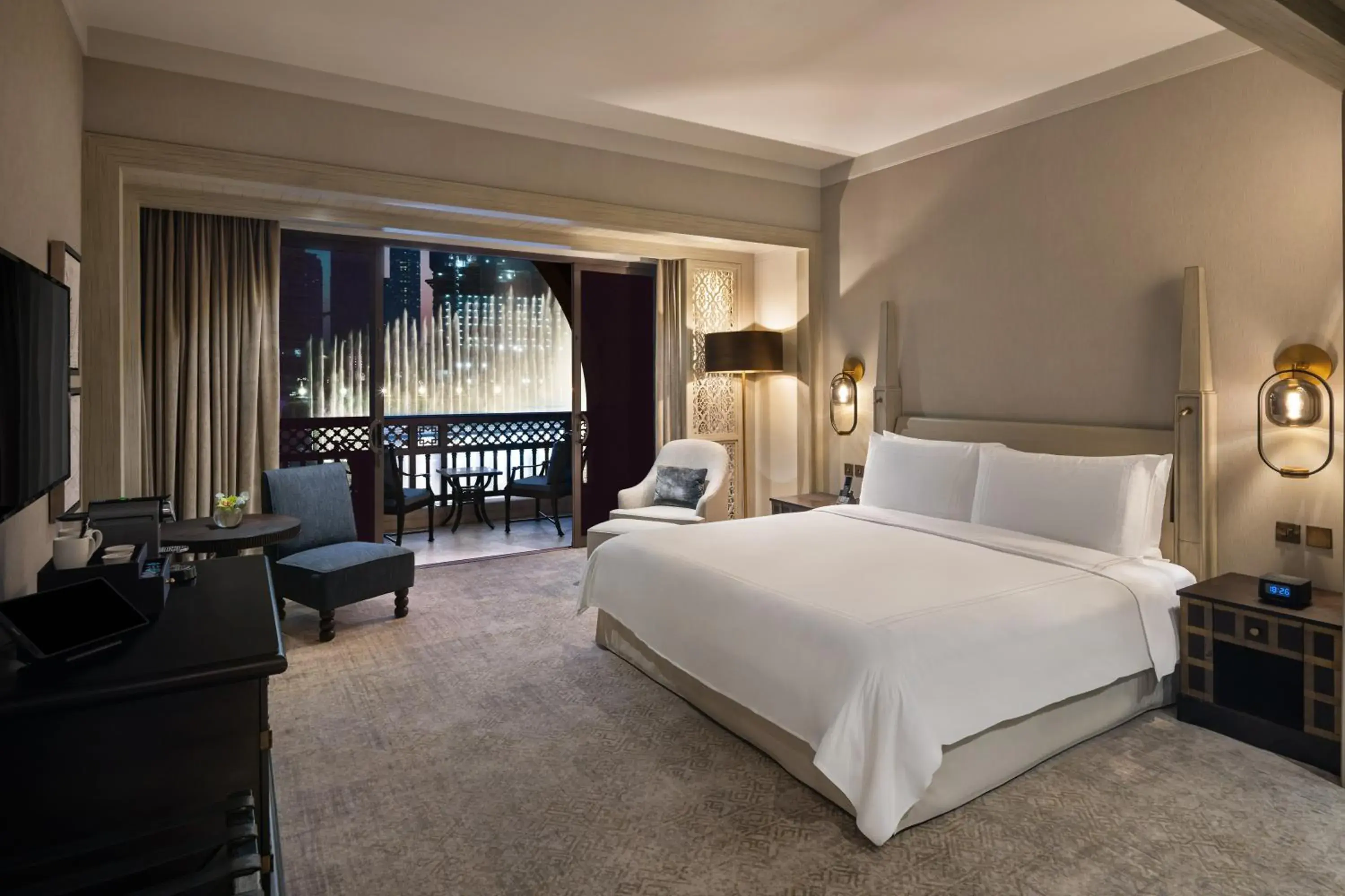 Palace Suite Fountain View in Palace Downtown Palace Suite Fountain View in Palace Downtown