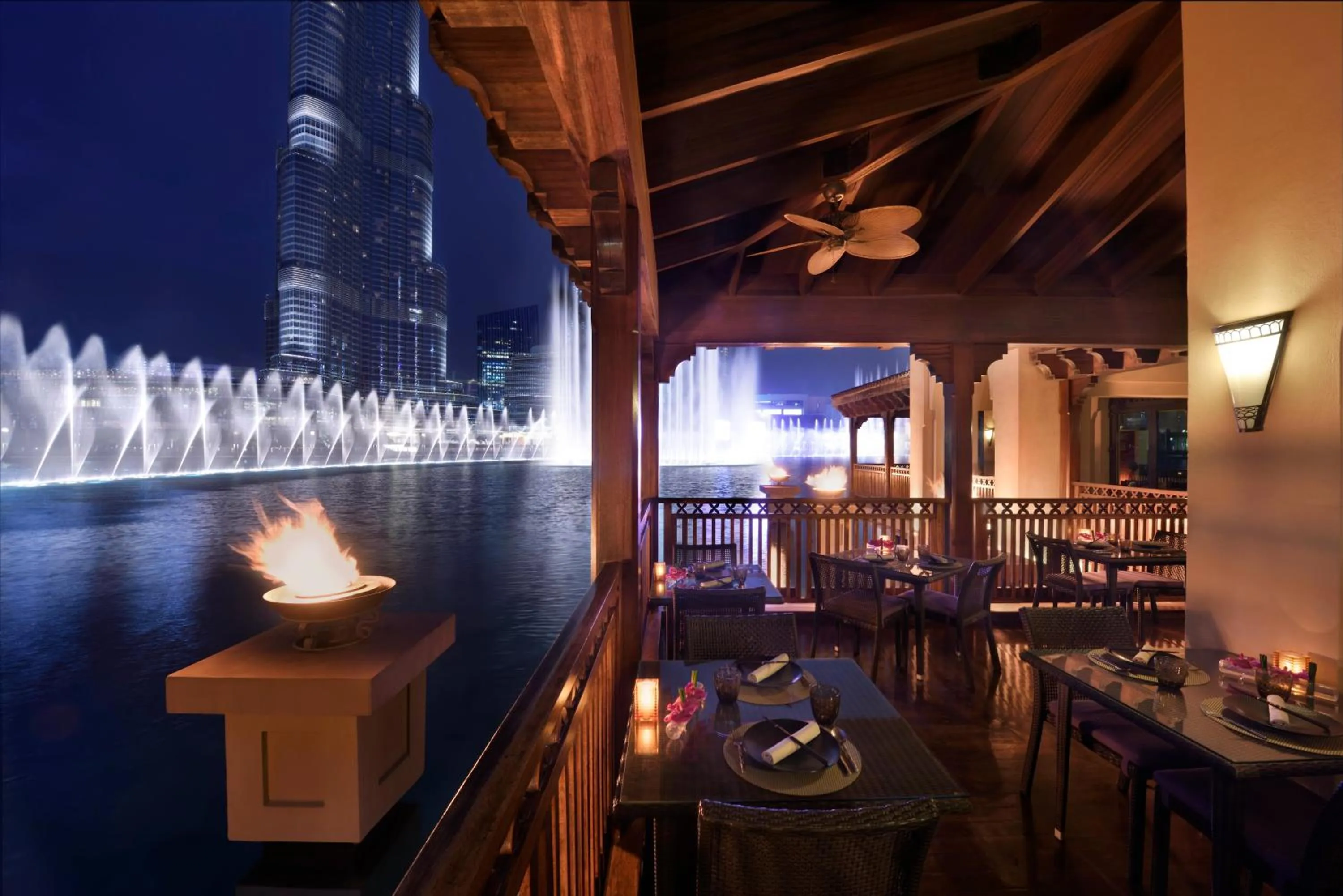 Restaurant/places to eat in Palace Downtown