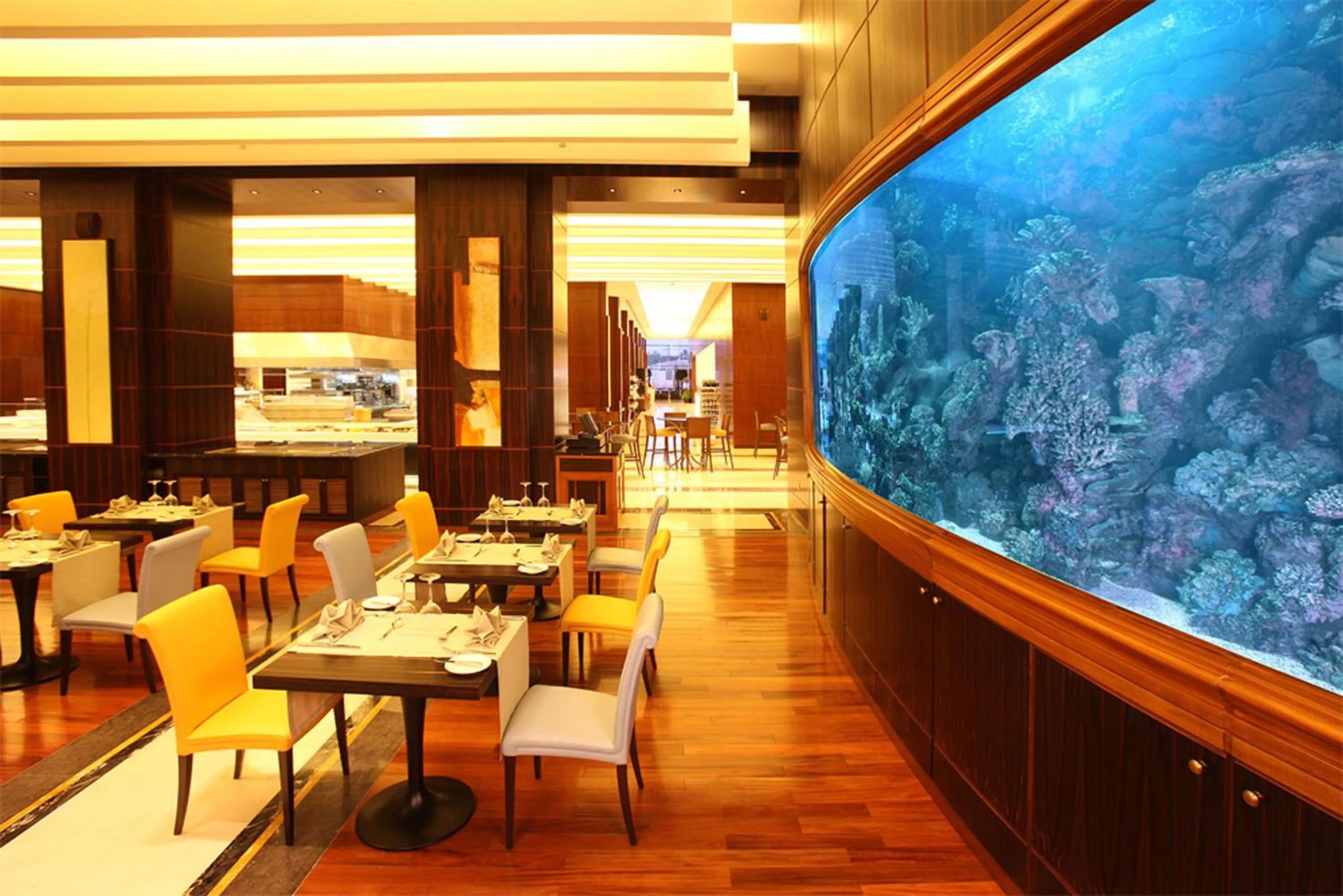 Restaurant/places to eat in La Cigale Hotel Managed by Accor