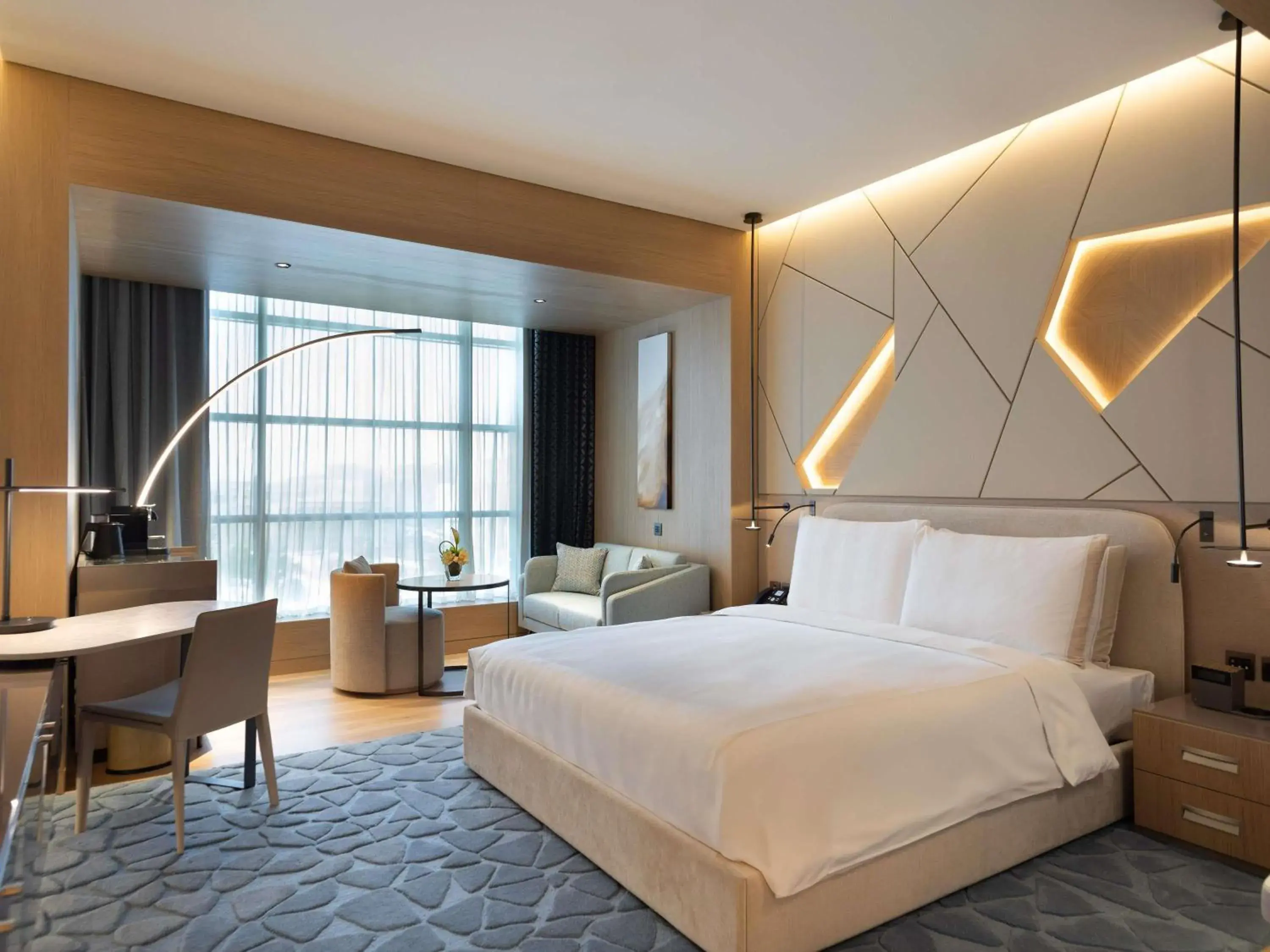 Executive King Room in La Cigale Hotel Managed by Accor Executive King Room in La Cigale Hotel Managed by Accor