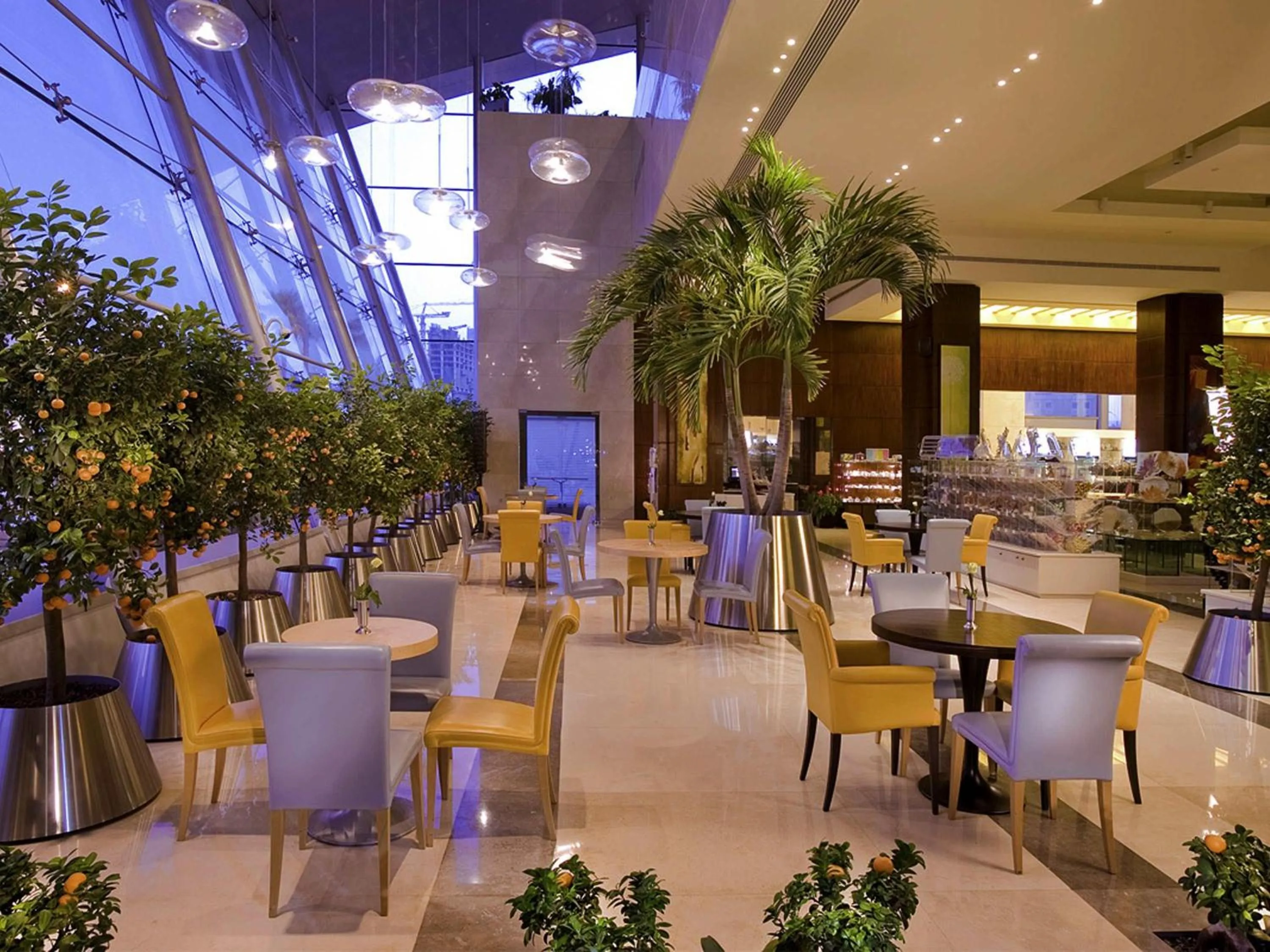 Restaurant/places to eat in La Cigale Hotel Managed by Accor