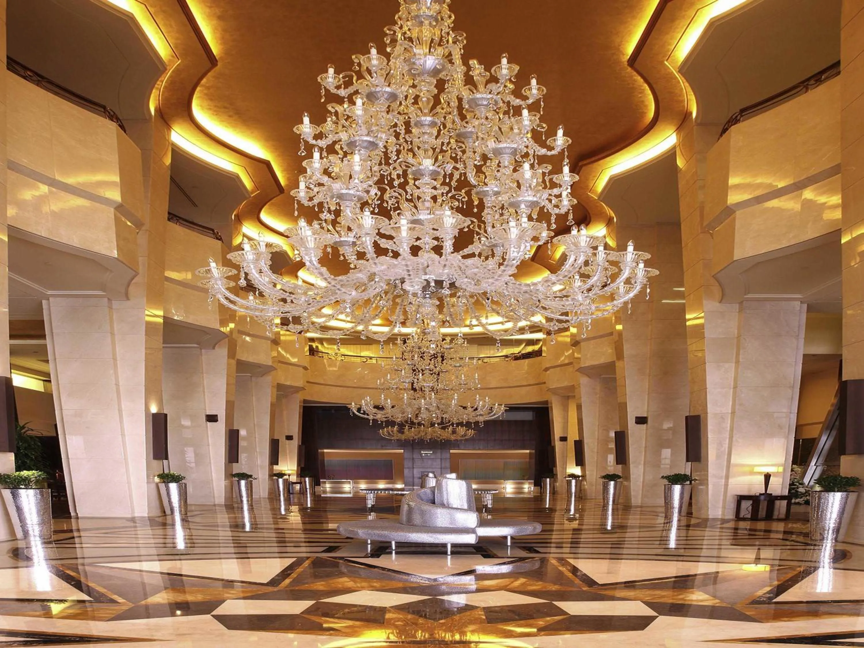 Restaurant/places to eat in La Cigale Hotel Managed by Accor