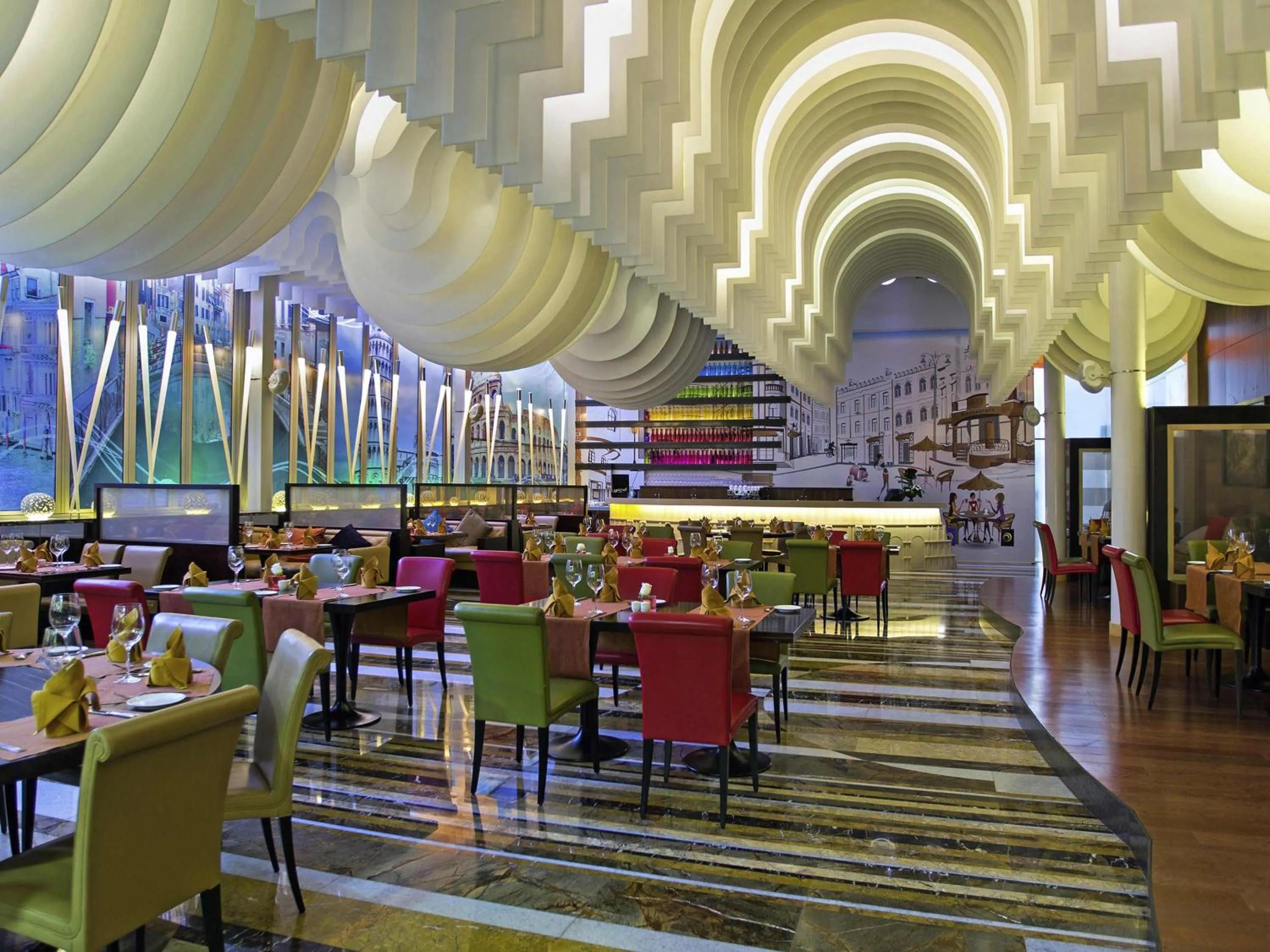 Restaurant/places to eat in La Cigale Hotel Managed by Accor