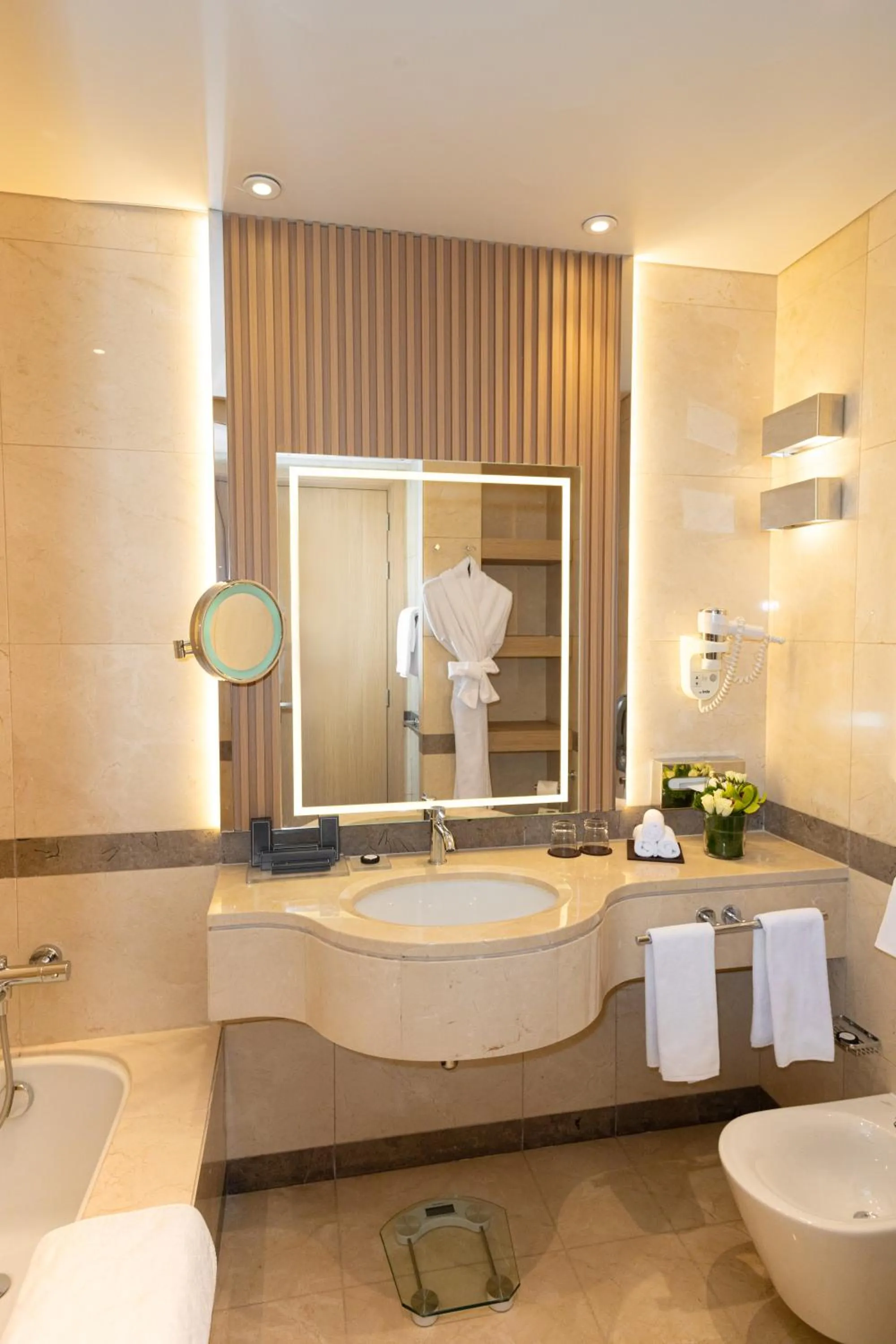 Bathroom in La Cigale Hotel Managed by Accor