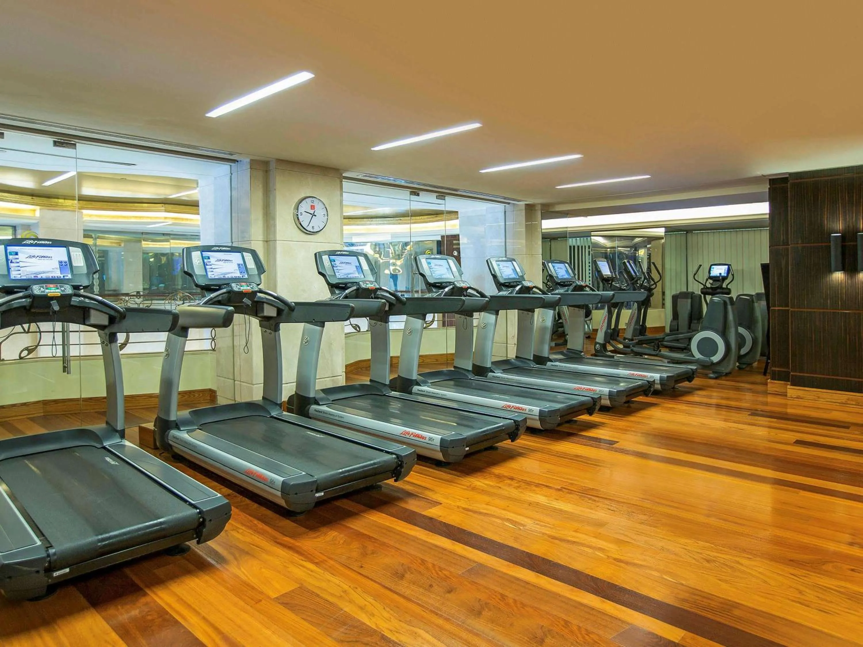 Fitness centre/facilities in La Cigale Hotel Managed by Accor