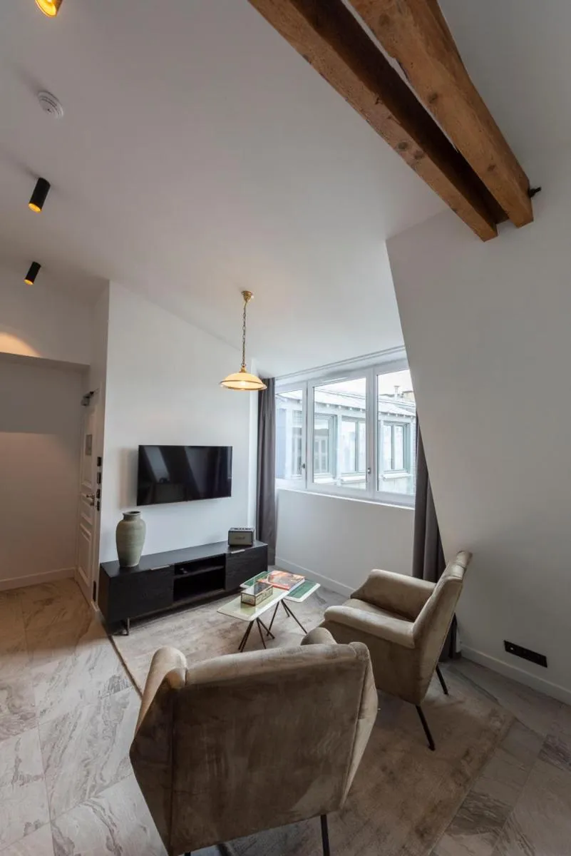 Other in O'Lord, 4 Etoiles, Residence de Luxe Champs-Elysees