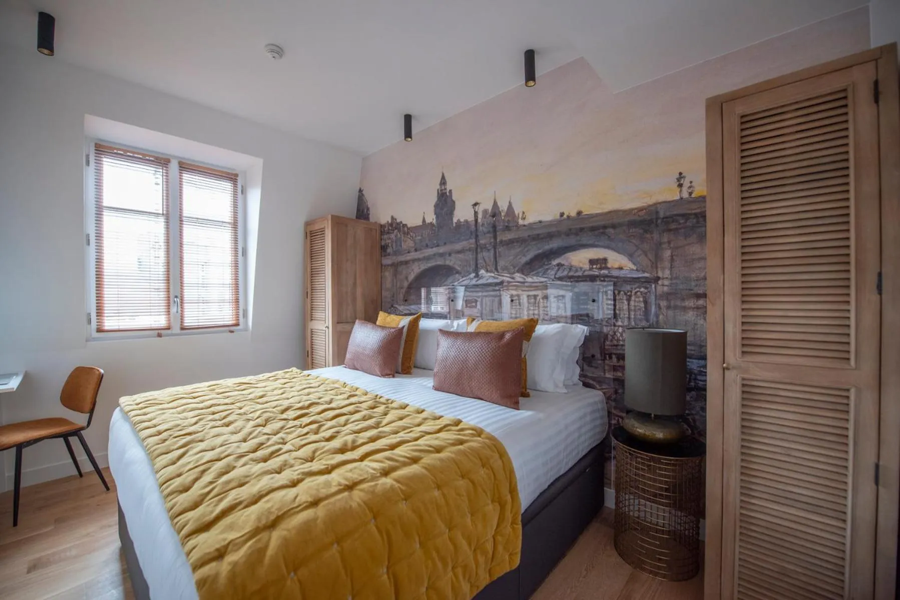 Other, Bed in O'Lord, 4 Etoiles, Residence de Luxe Champs-Elysees