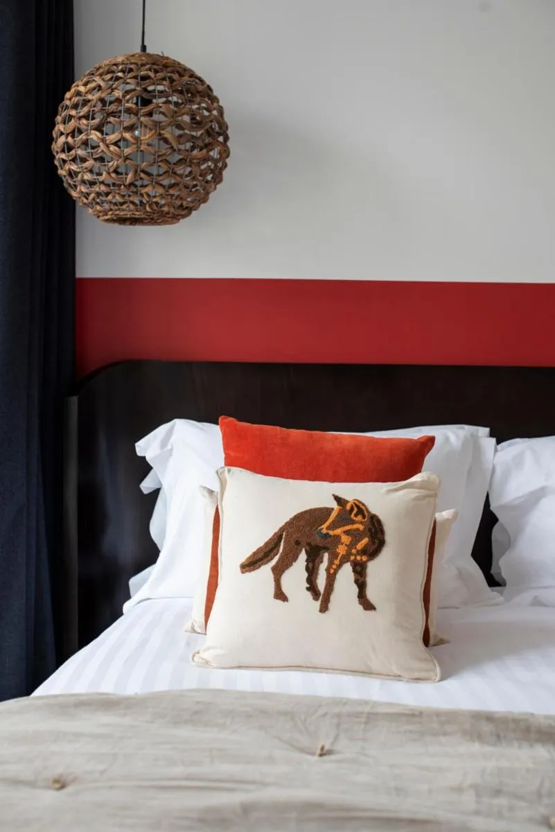 Other, Bed in O'Lord, 4 Etoiles, Residence de Luxe Champs-Elysees