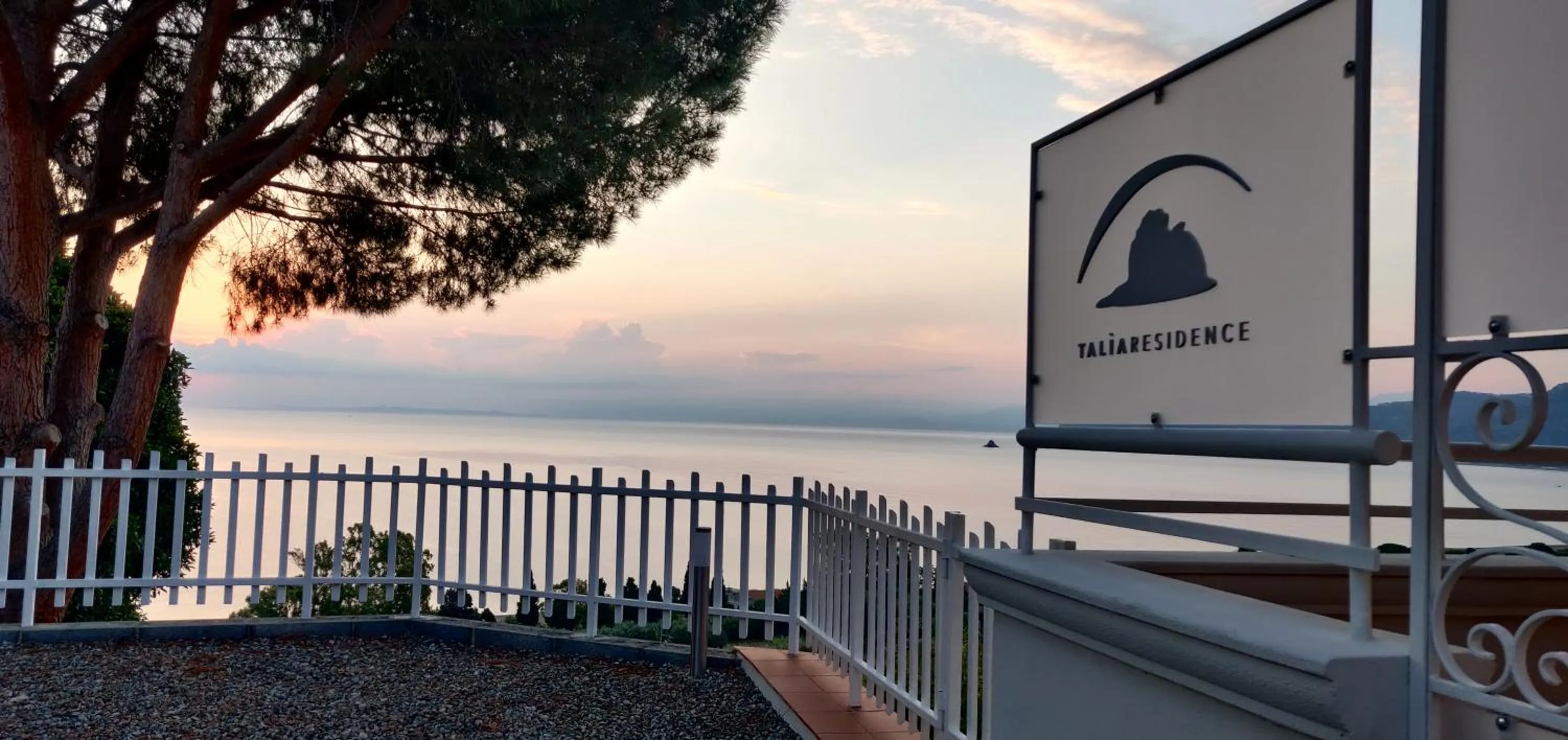 Logo/Certificate/Sign in Talìa Residence