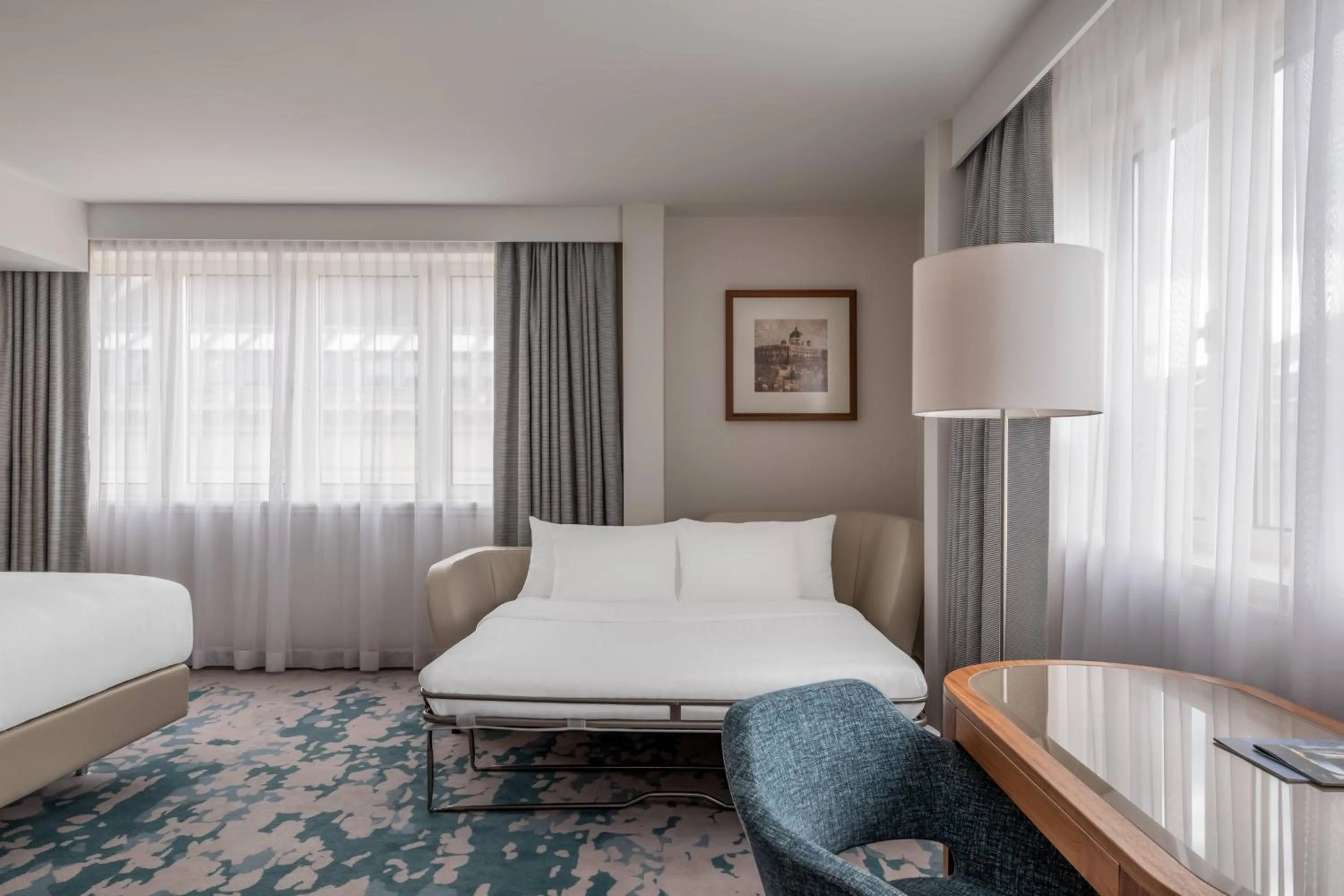 Bedroom, Bed in Vienna Marriott Hotel