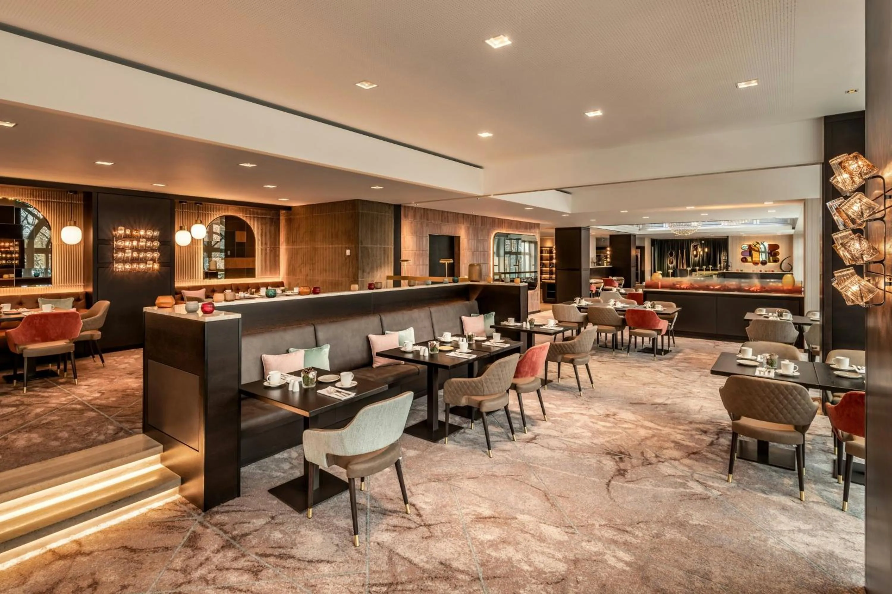 Restaurant/places to eat in Vienna Marriott Hotel