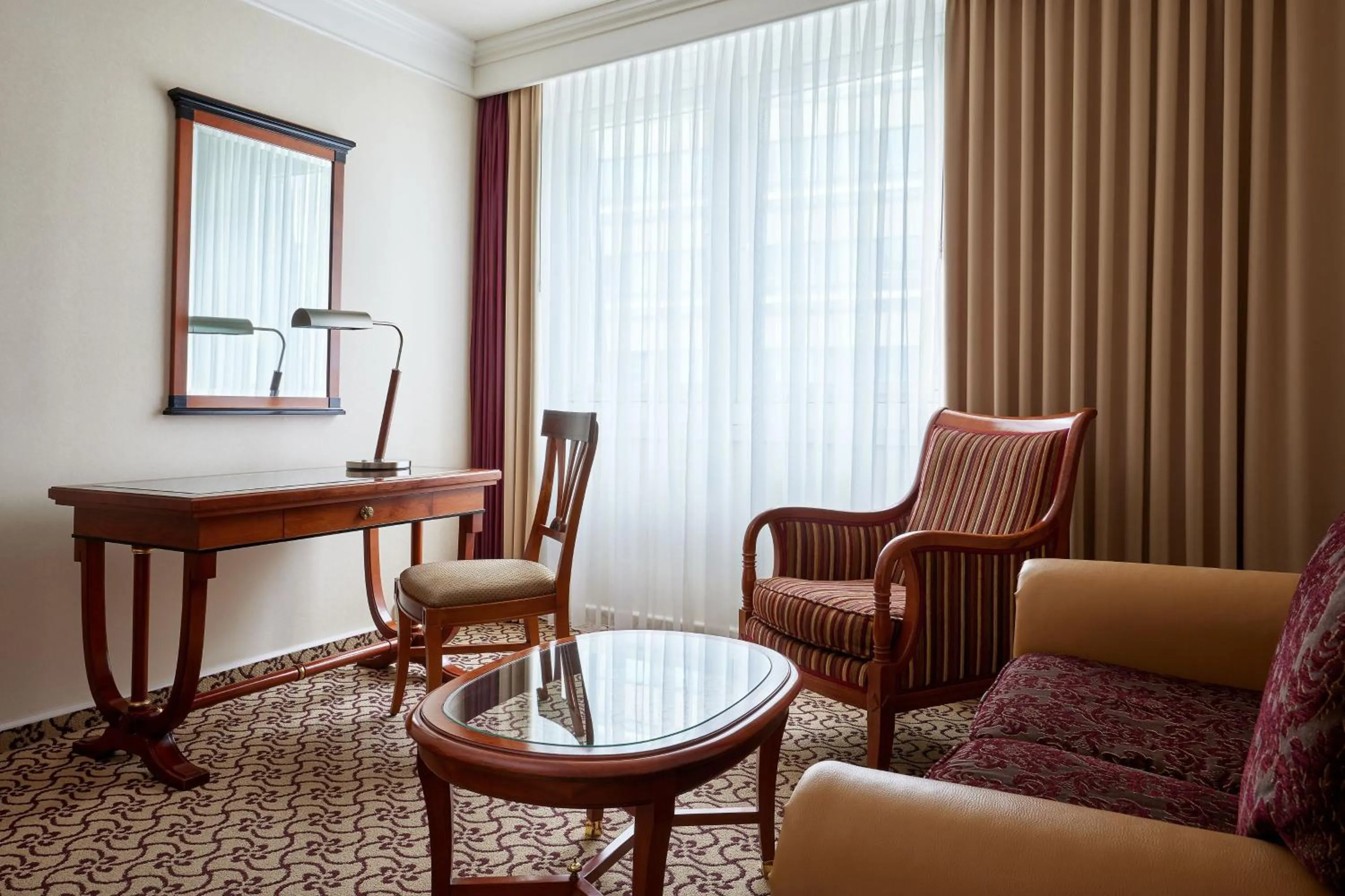 Photo of the whole room in Leipzig Marriott Hotel