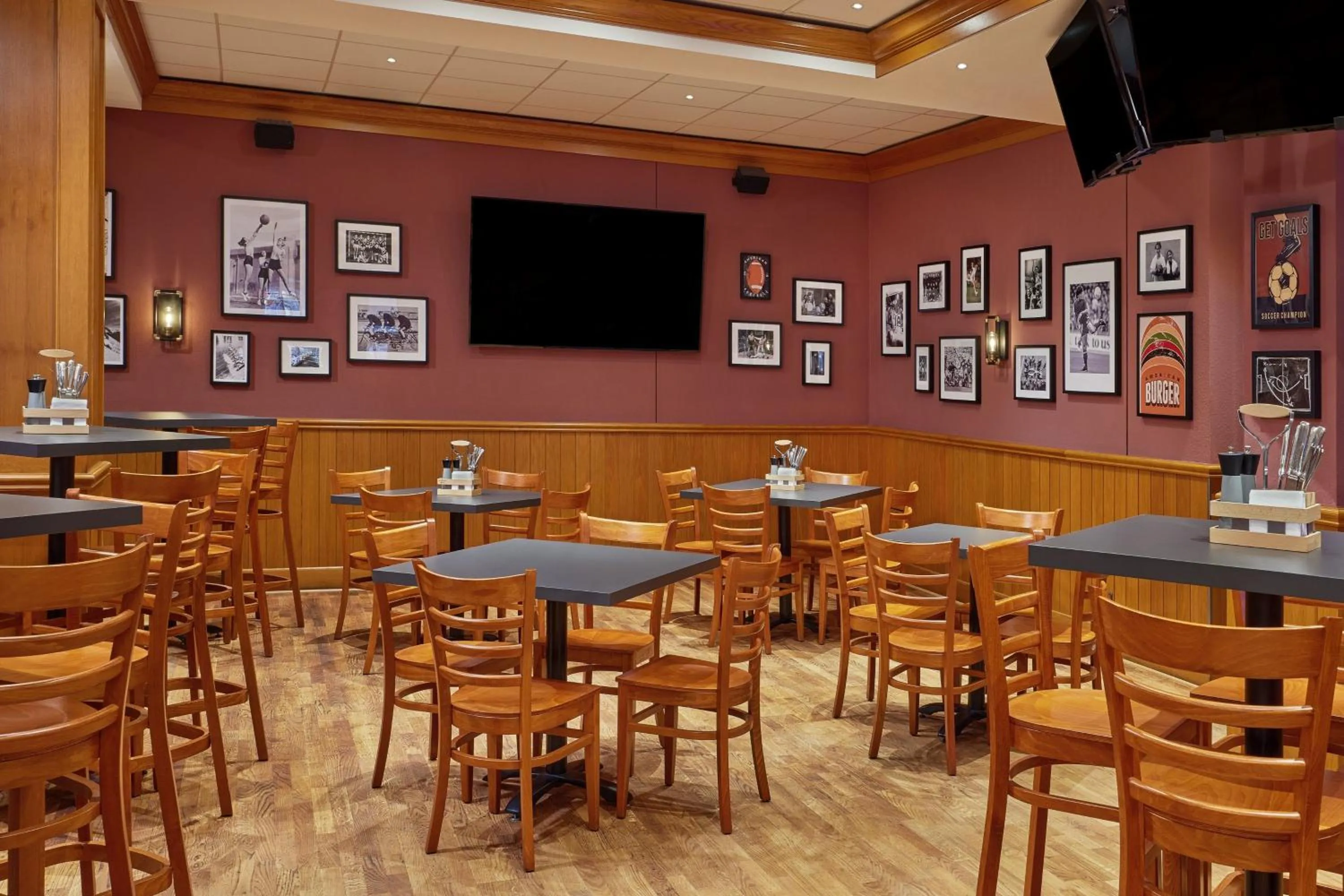 Restaurant/places to eat in Leipzig Marriott Hotel