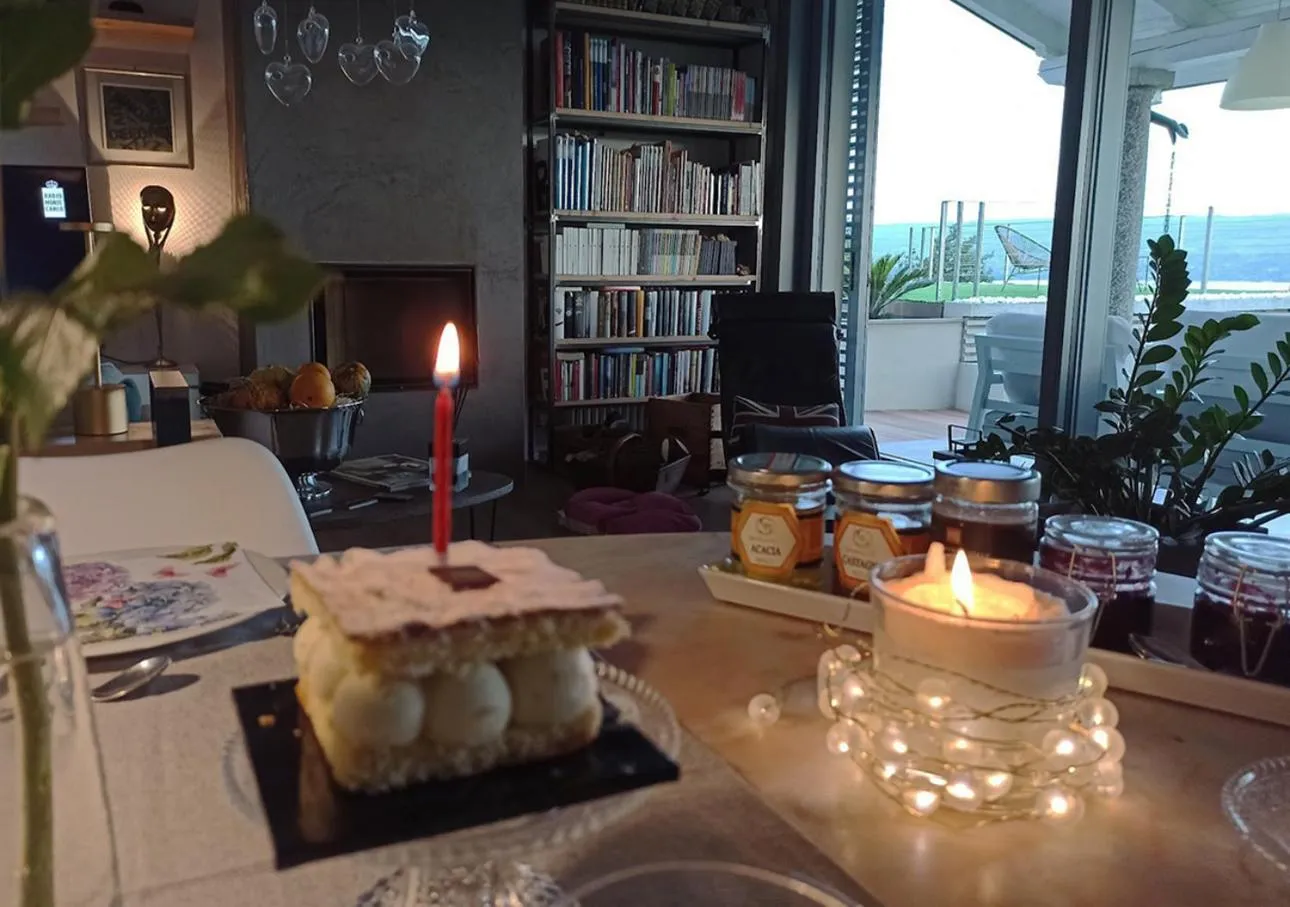 Lounge or bar in The Lake House