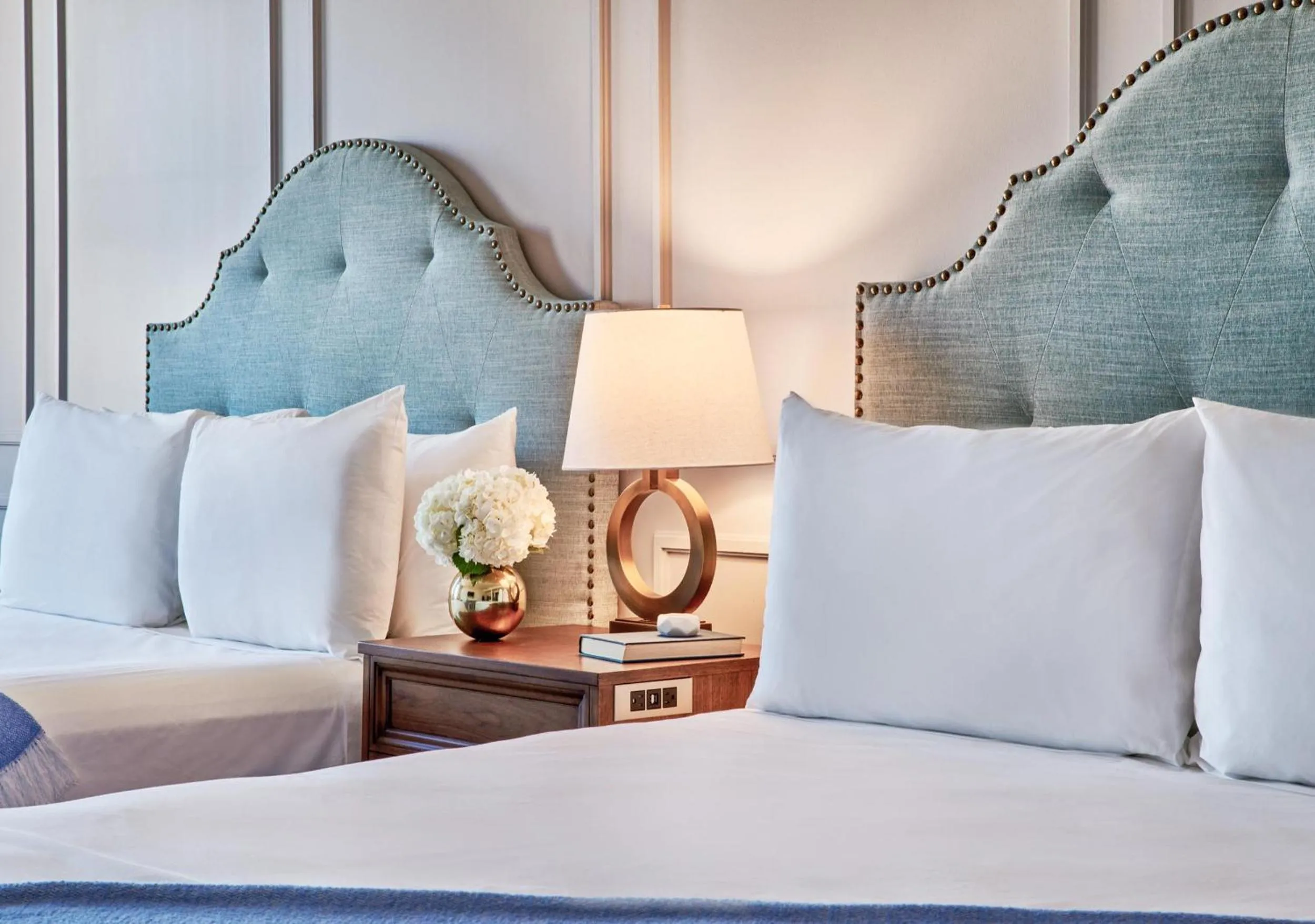 Bedroom in The Loutrel