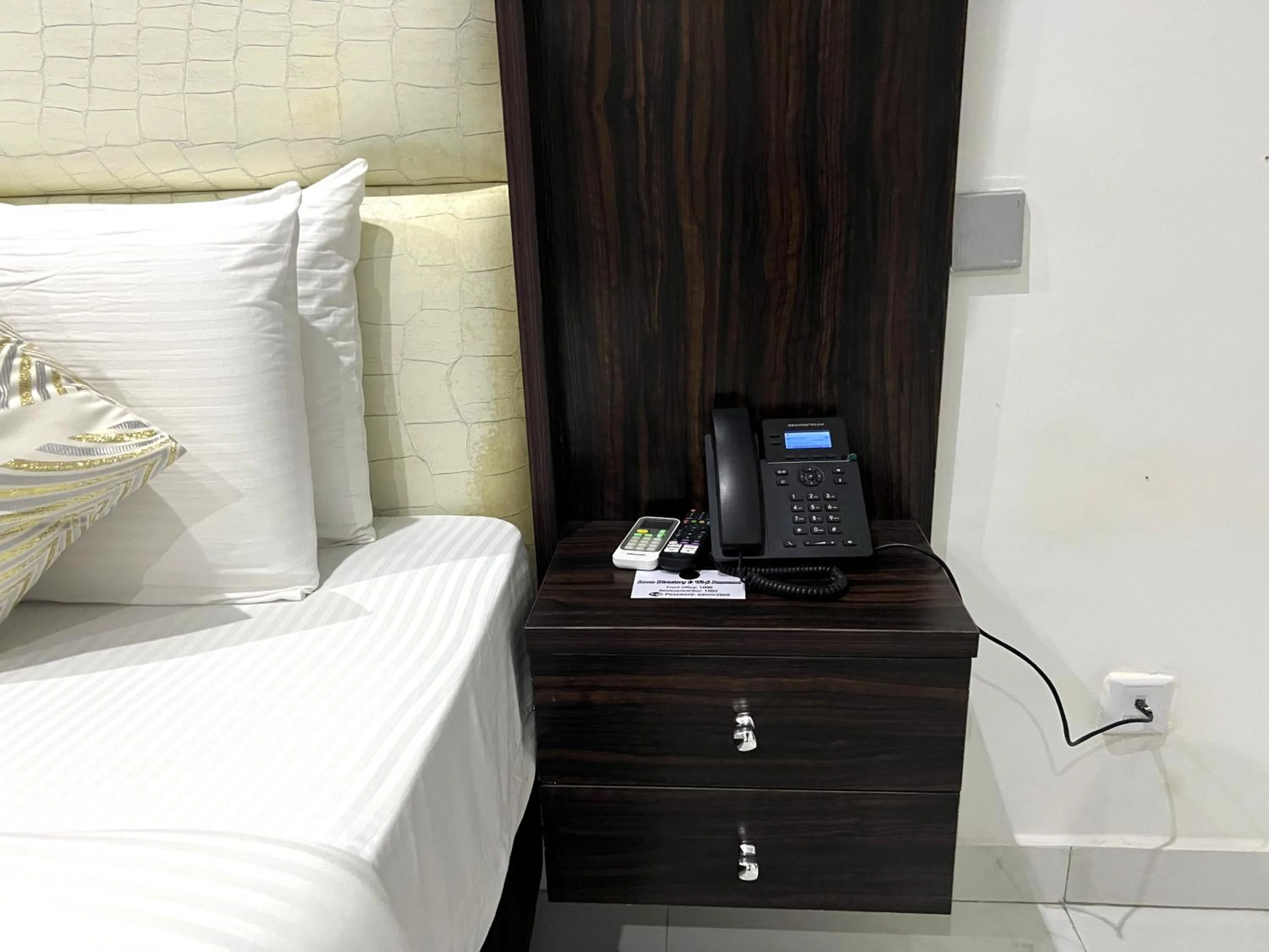 Bed in Riviera Hotel, Apartments & Resorts