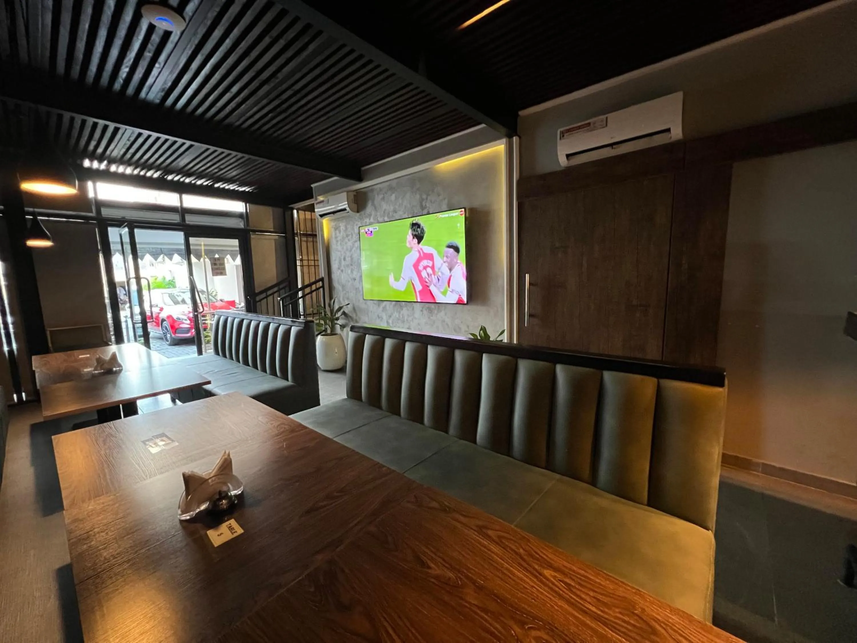 Communal lounge/ TV room in Riviera Hotel, Apartments & Resorts